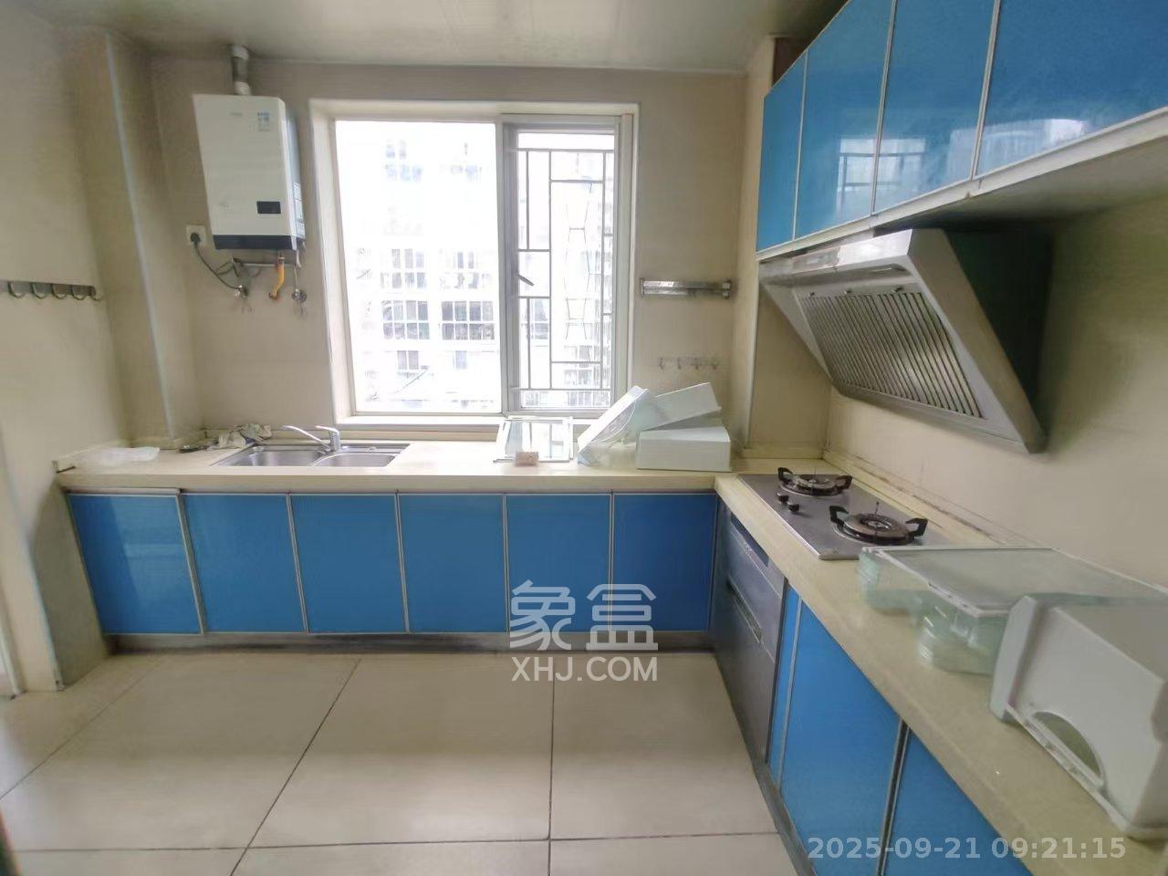 天鸿天府(天鸿中央大院) 3室2厅2卫 2300.0元/月 天鸿天府(天鸿中央大院) 3室2厅2卫 2300.0元/月室内图