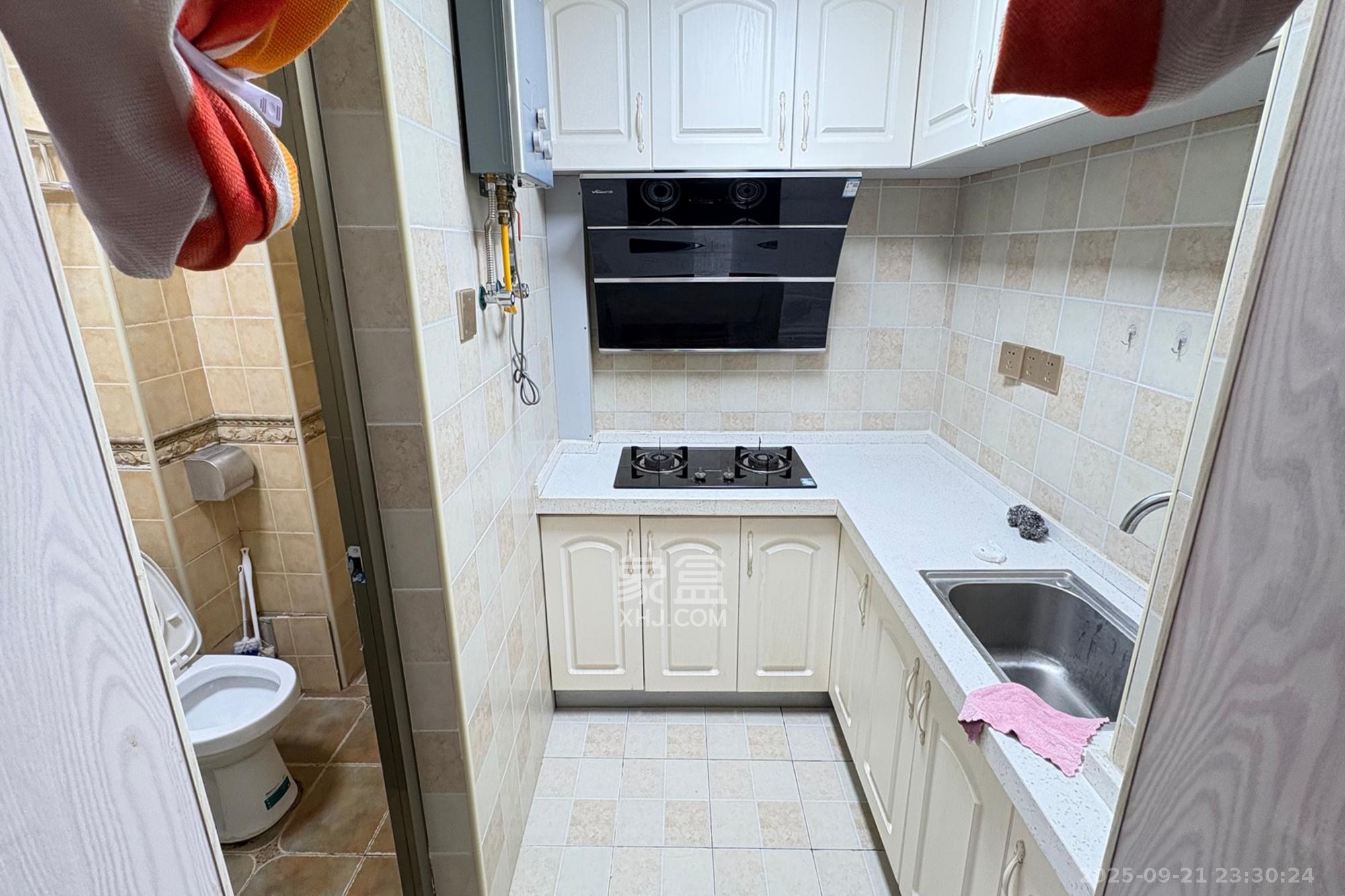 少帅府  1室1厅1卫    56.0万 少帅府  1室1厅1卫    56.0万厨房