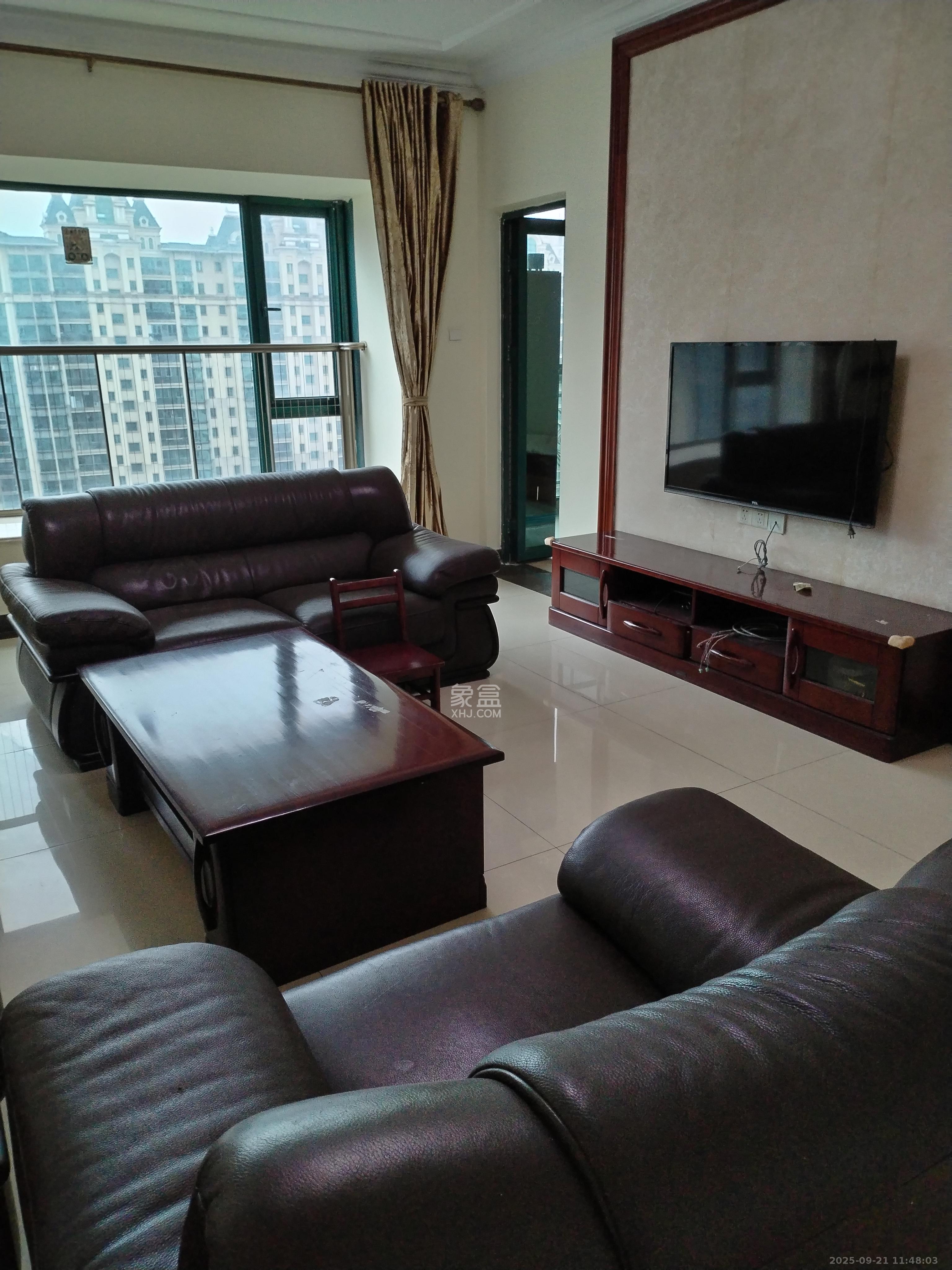 恒大华府  4室2厅2卫    4600.0元/月室内图