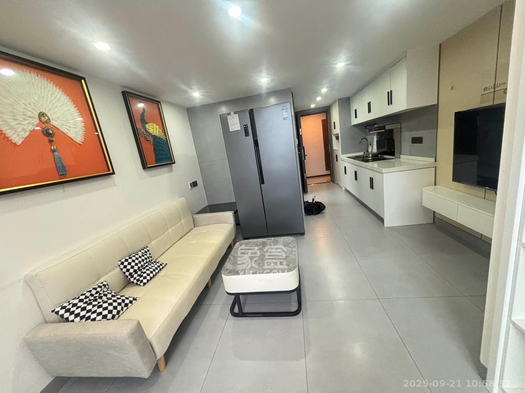 正荣梅溪紫阙台  2室2厅1卫    2300.0元/月室内图