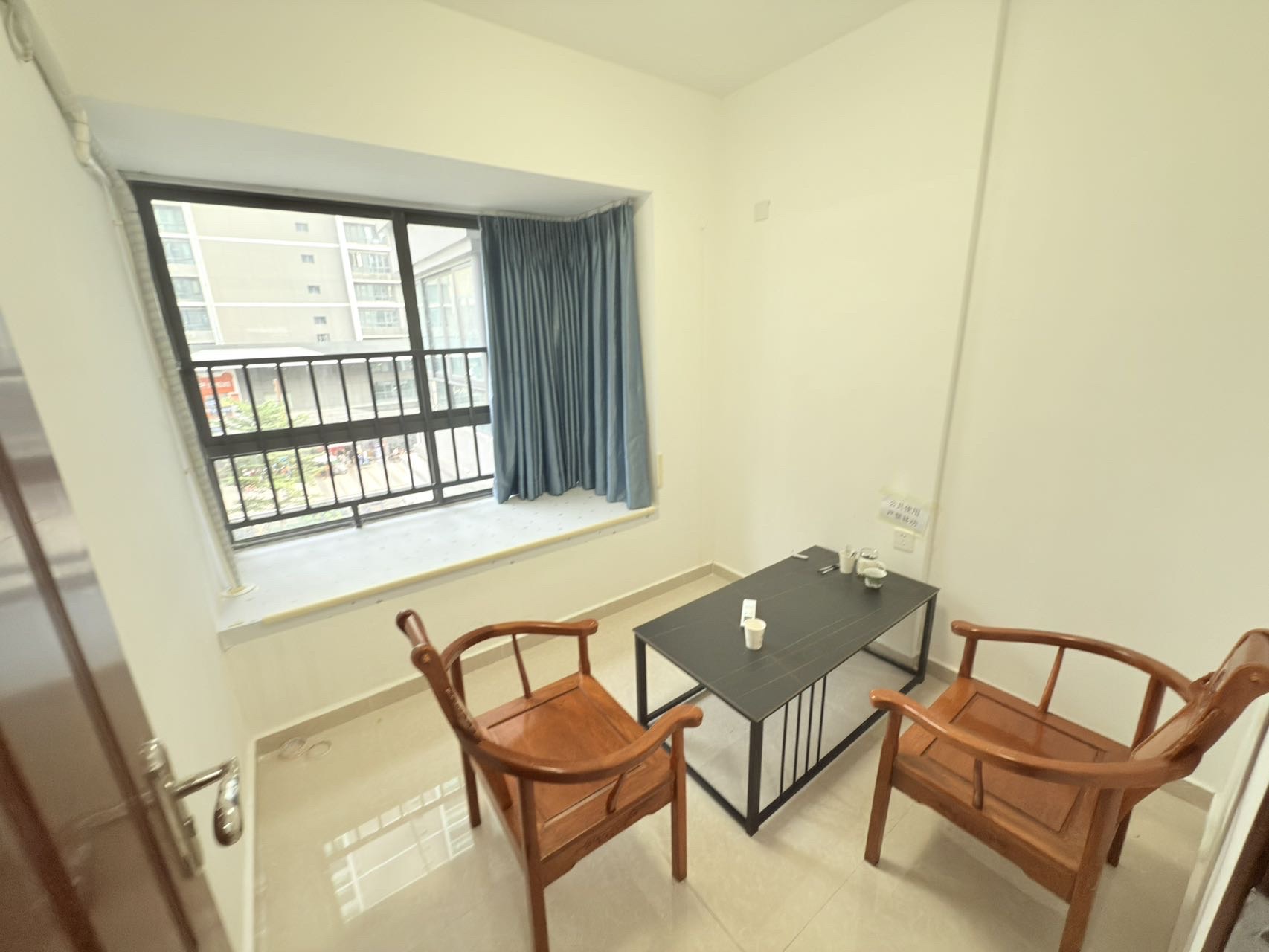 坡巷雅苑 3室1厅1卫 2500.0元/月 坡巷雅苑 3室1厅1卫 2500.0元/月室内图