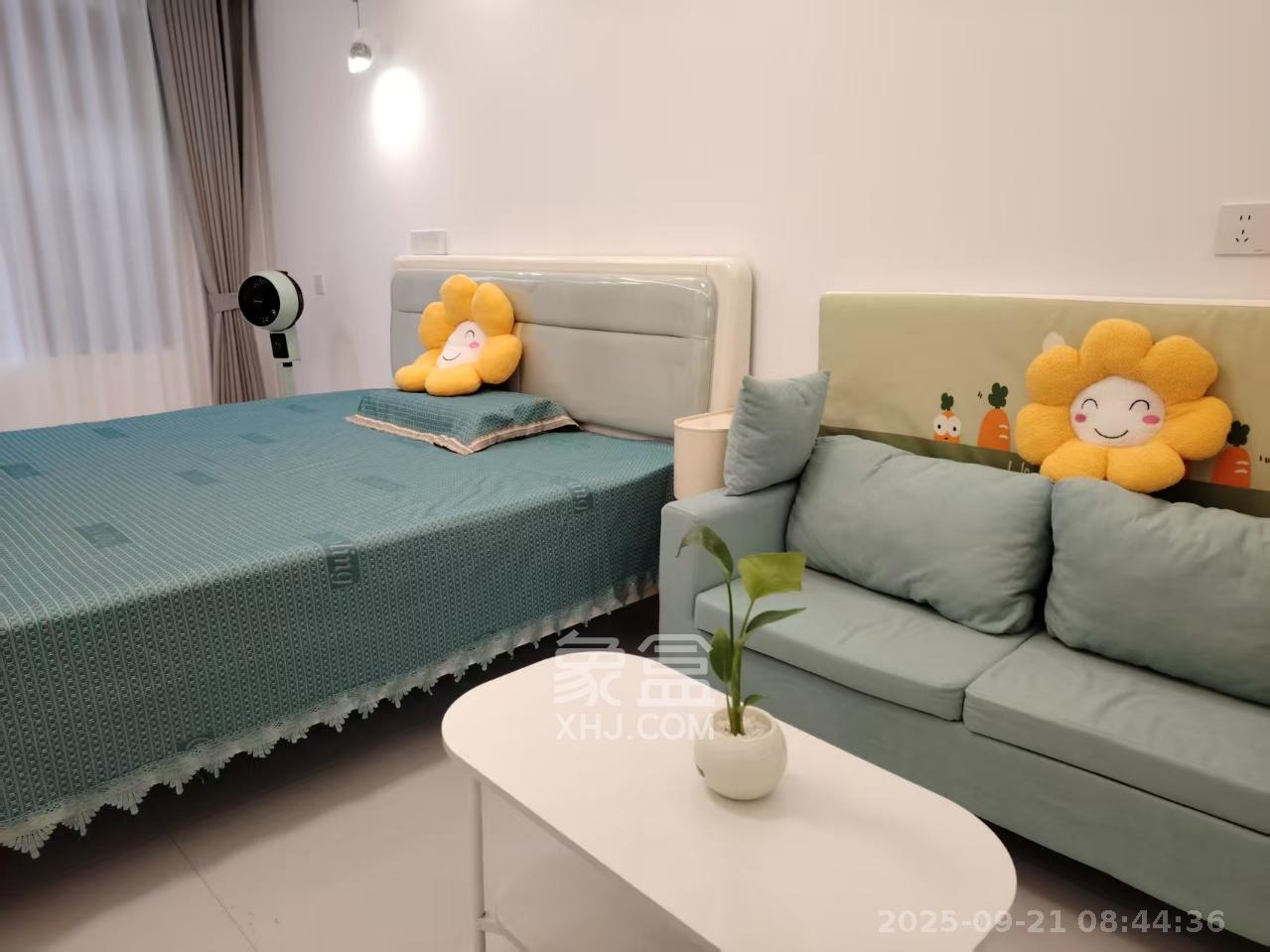 中海珑悦府 1室1厅1卫 1400.0元/月 中海珑悦府 1室1厅1卫 1400.0元/月室内图