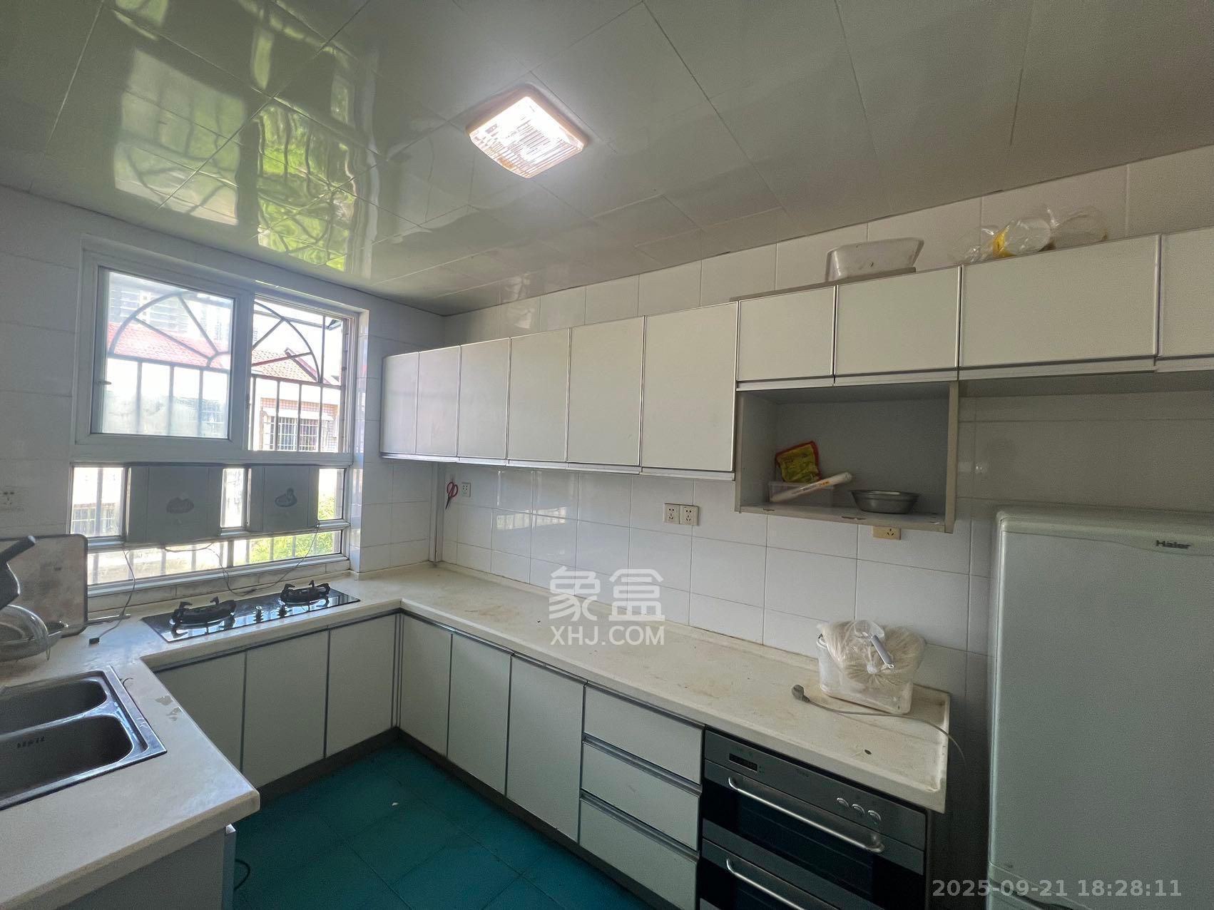 中天佳园 3室2厅0卫 1500.0元/月 中天佳园 3室2厅0卫 1500.0元/月室内图