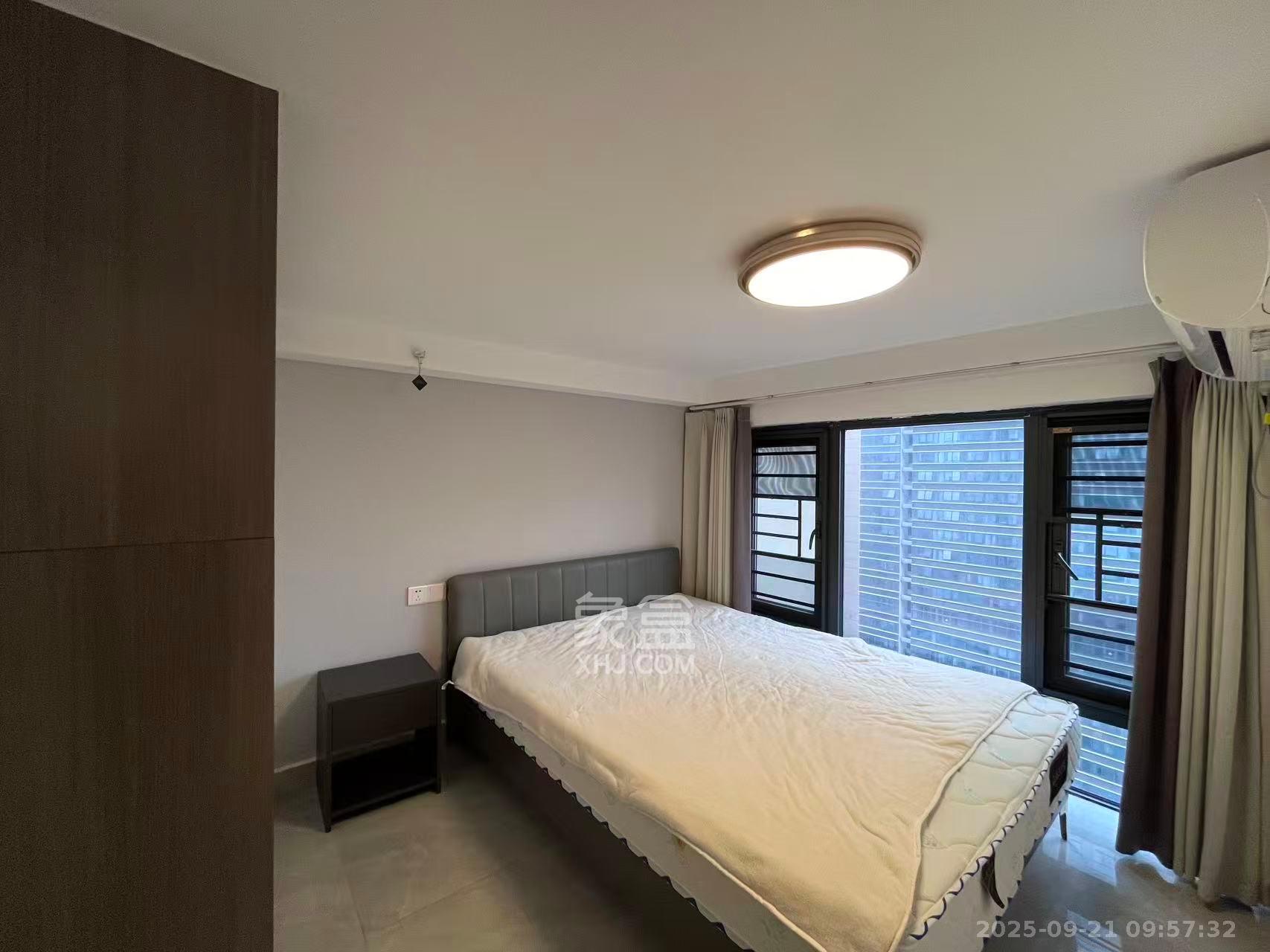 卓越中寰 3室2厅2卫 2600.0元/月 卓越中寰 3室2厅2卫 2600.0元/月室内图