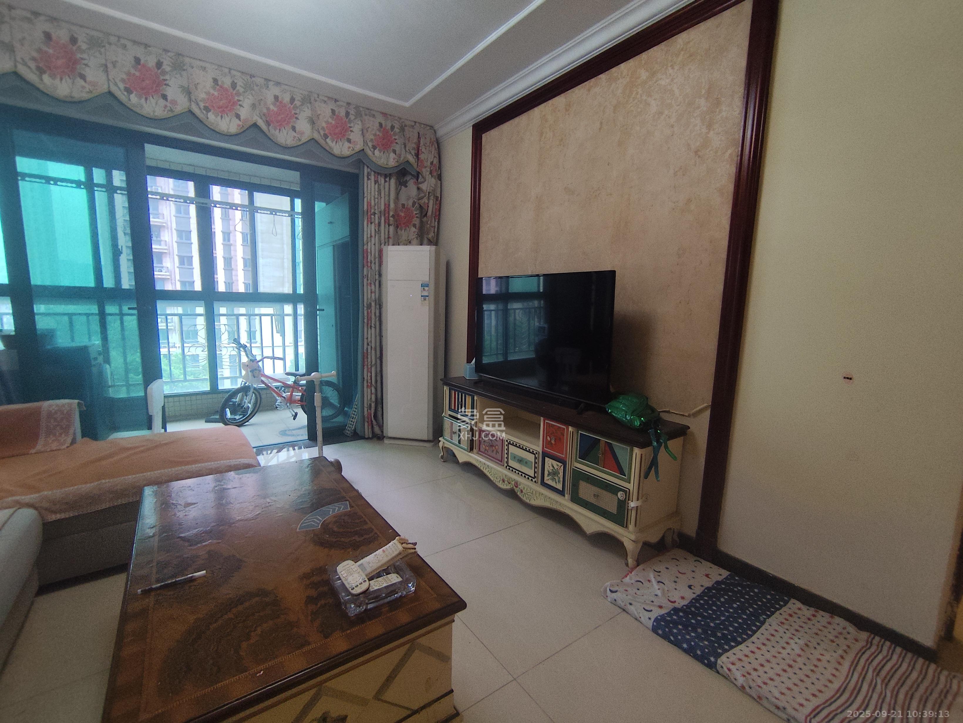 恒大绿洲 2室1厅1卫 2200.0元/月 恒大绿洲 2室1厅1卫 2200.0元/月室内图