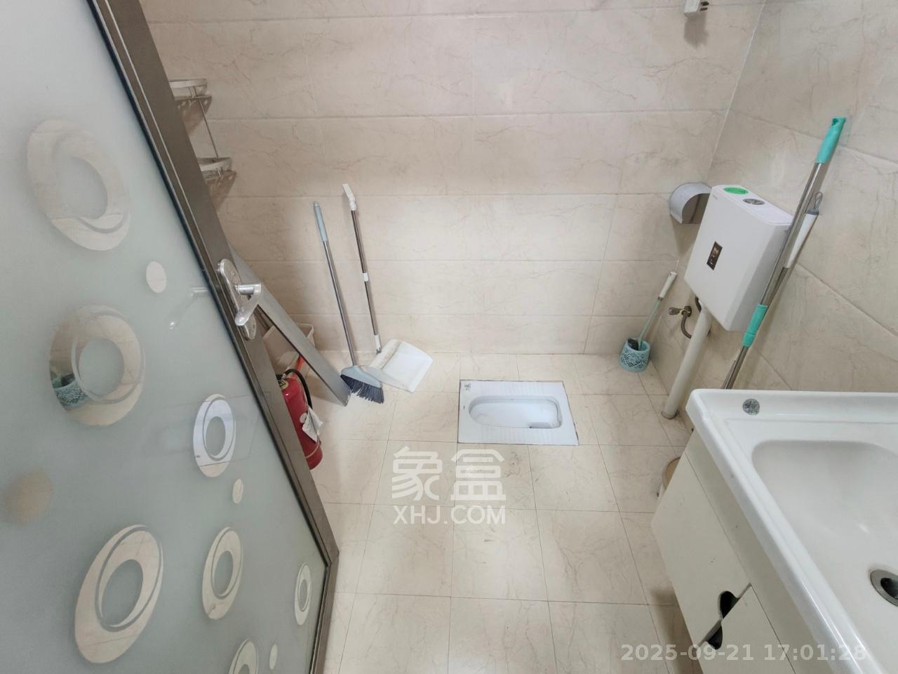 奥克斯缔壹城  1室0厅0卫   1350.00元/月室内图