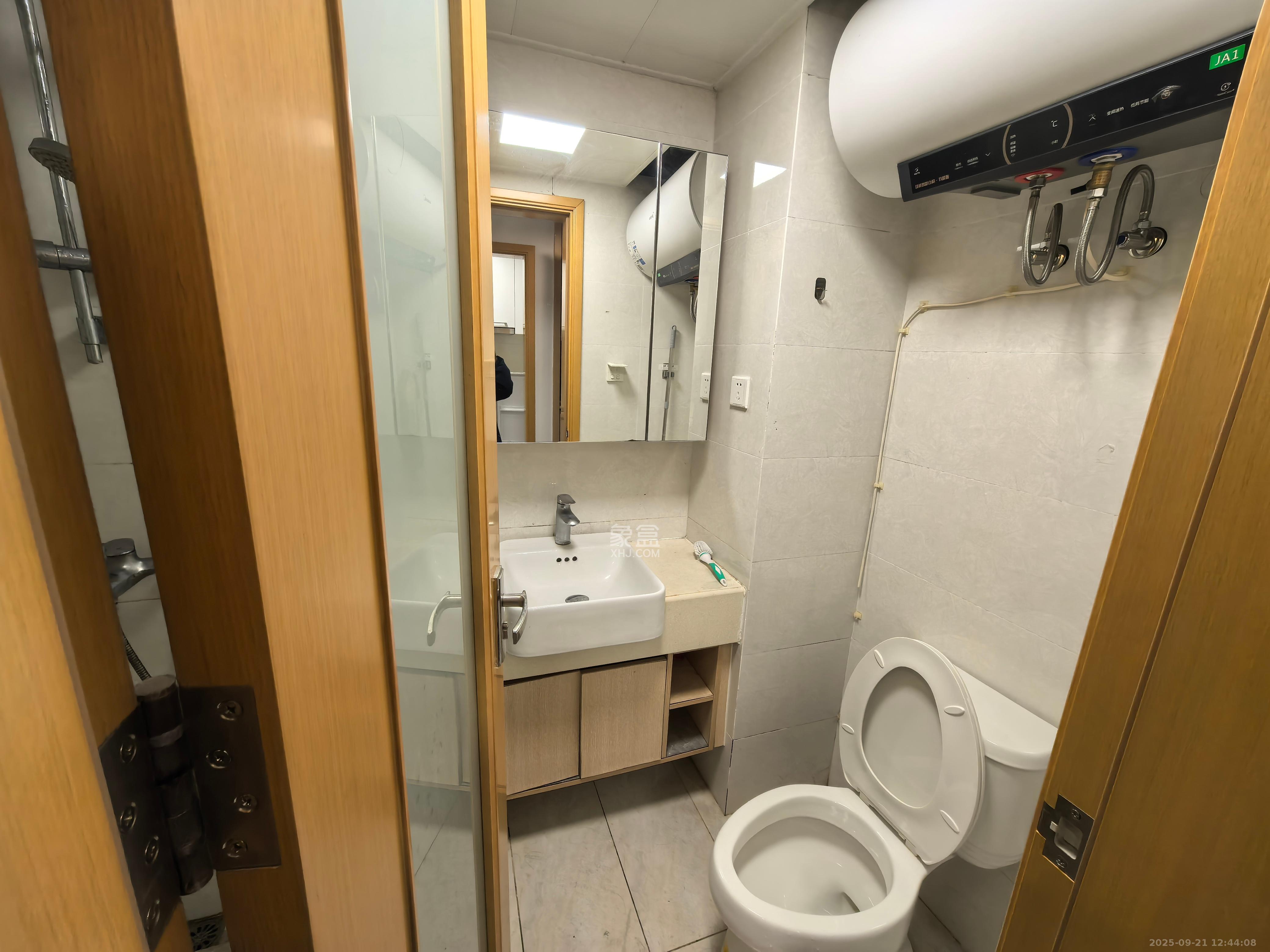 中海新城熙岸(中信新城五期) 1室0厅1卫 1100.0元/月 中海新城熙岸(中信新城五期) 1室0厅1卫 1100.0元/月室内图