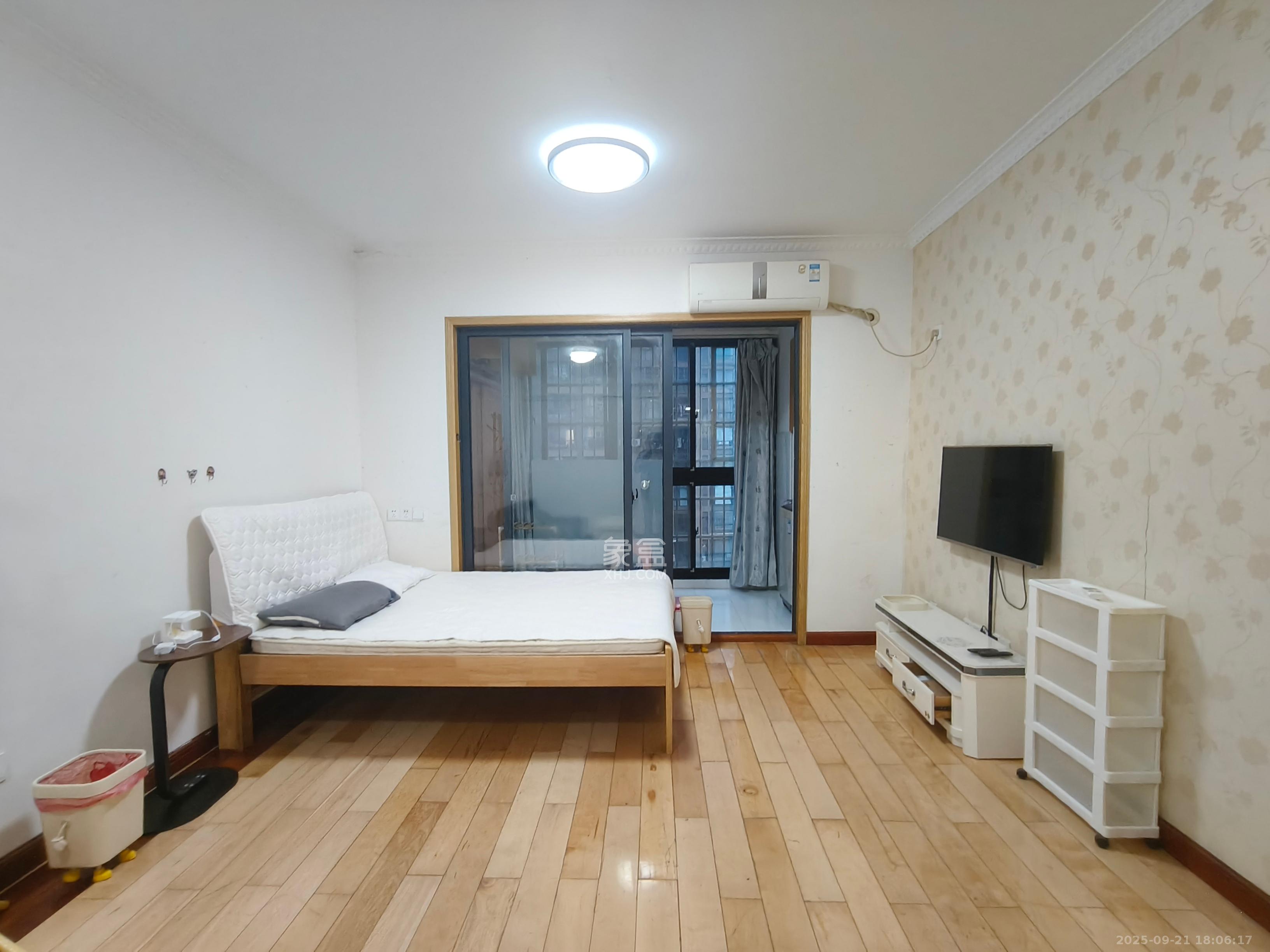 I尚国际(元泰大厦) 1室1厅1卫 1300.0元/月 I尚国际(元泰大厦) 1室1厅1卫 1300.0元/月室内图