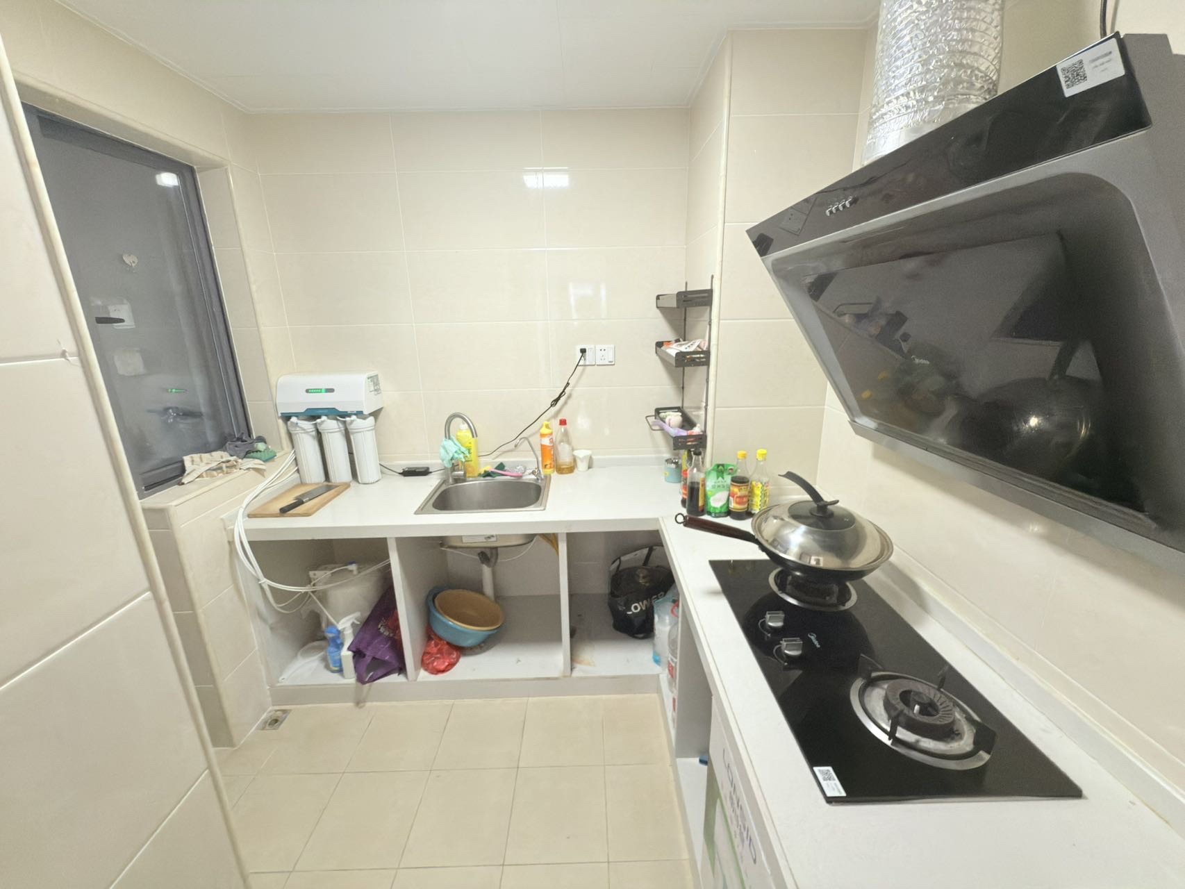 坡巷雅苑 3室1厅1卫 2500.0元/月 坡巷雅苑 3室1厅1卫 2500.0元/月室内图