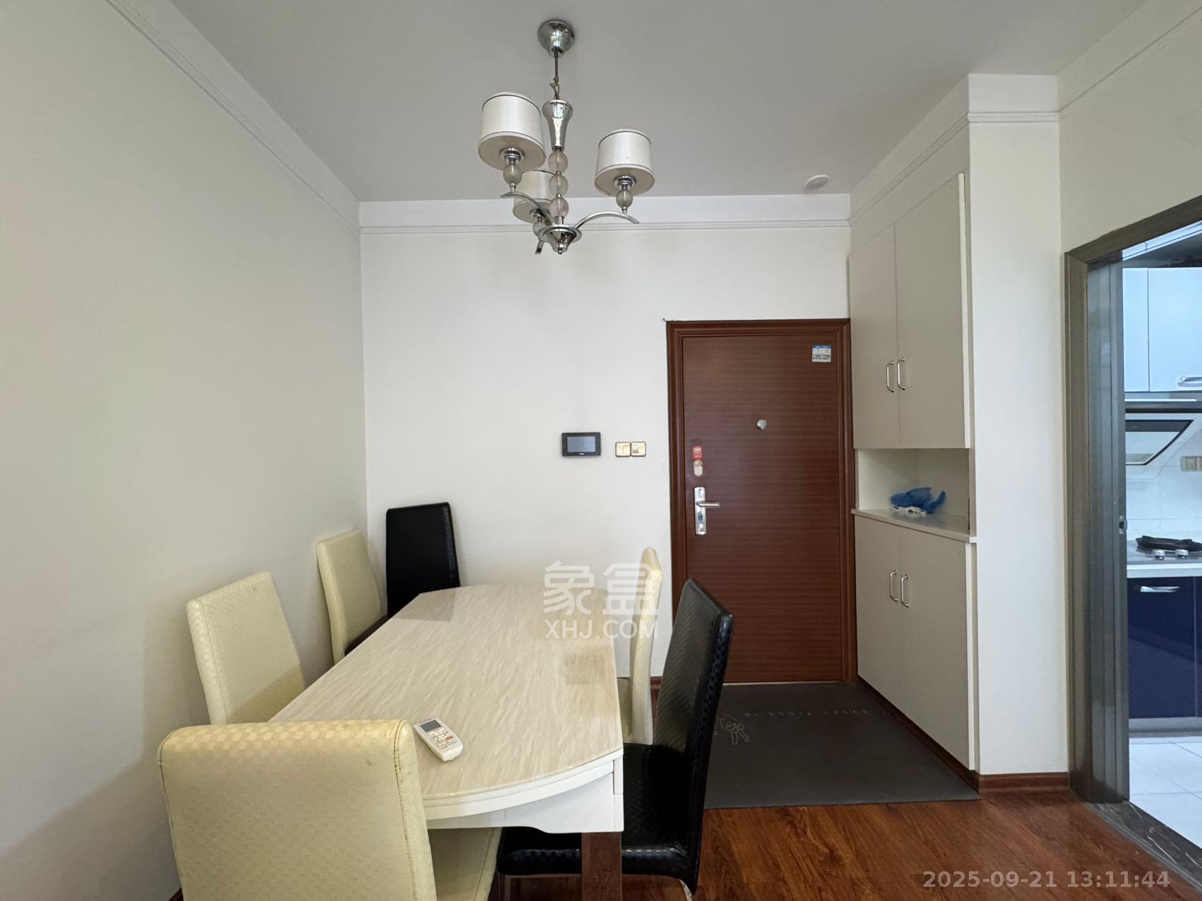 万博汇  2室1厅1卫    3000.0元/月室内图