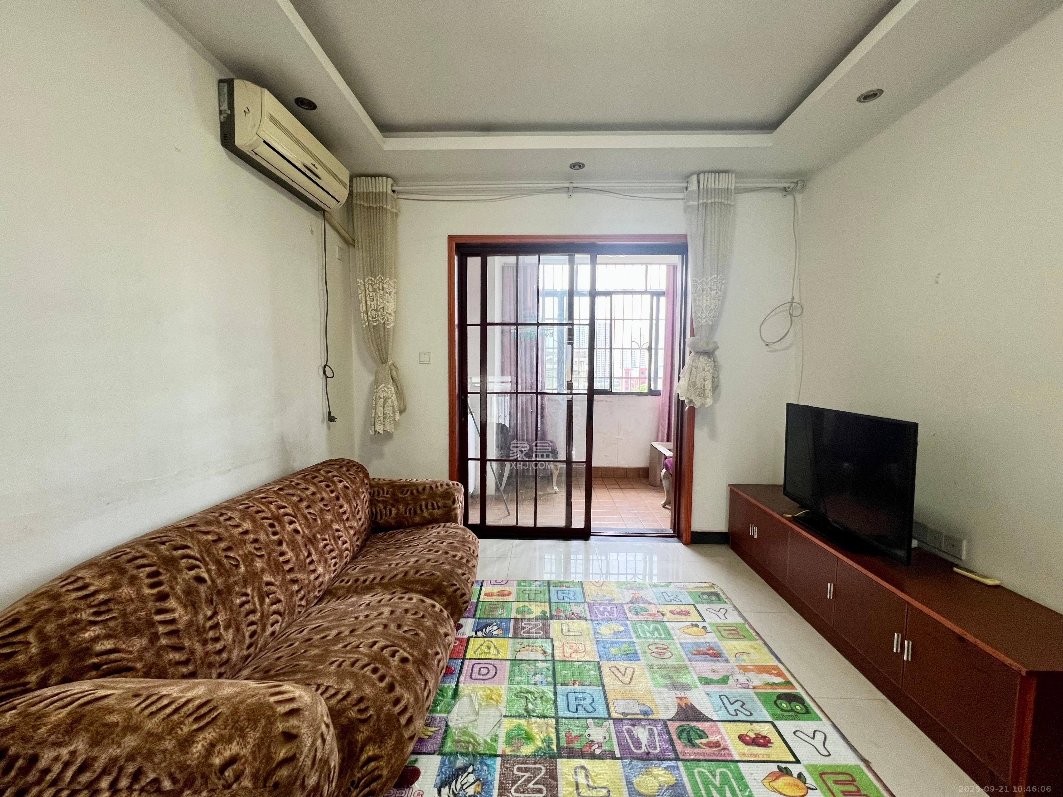 荷叶小区 2室2厅1卫 1000.0元/月 荷叶小区 2室2厅1卫 1000.0元/月室内图