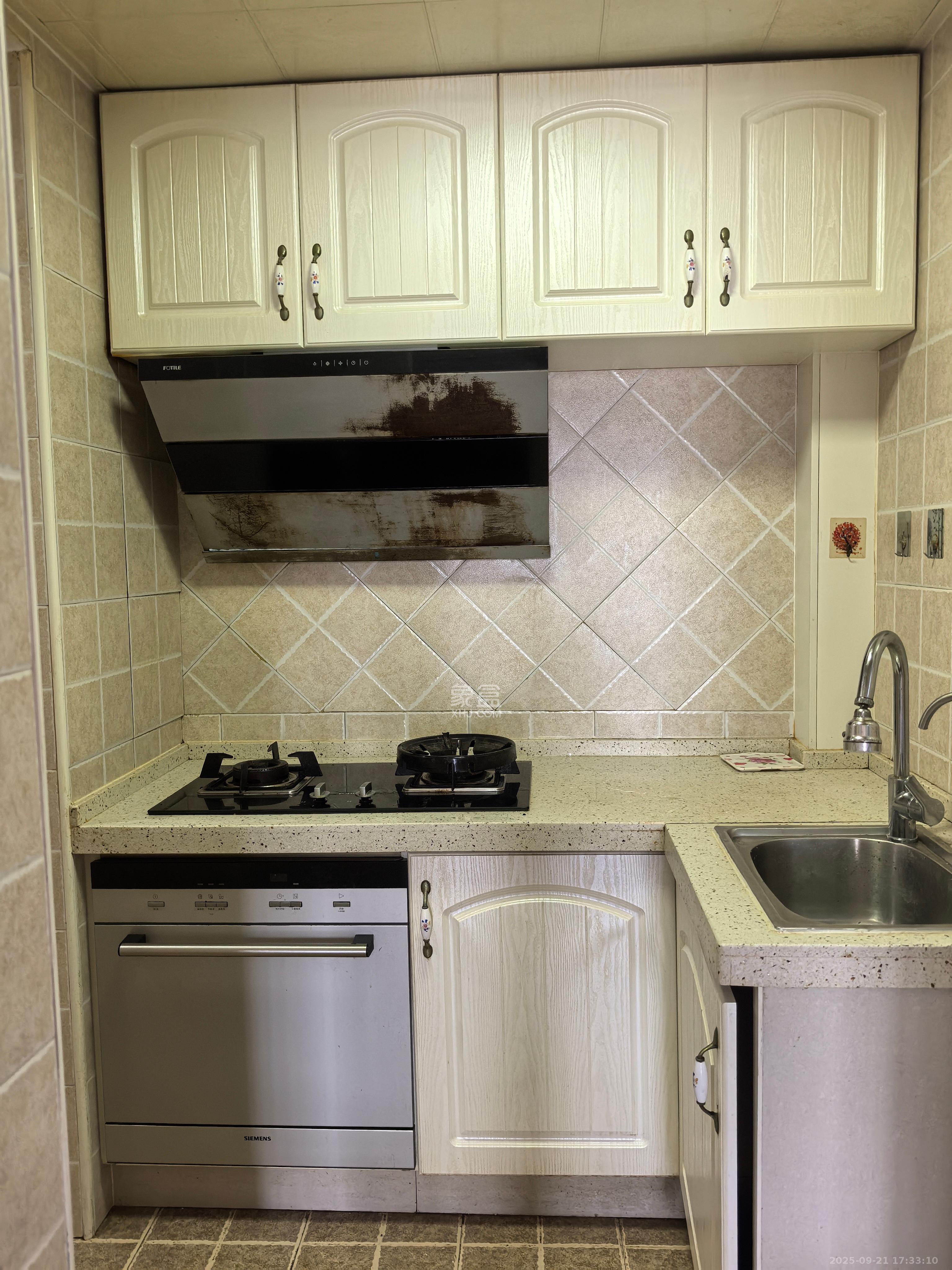 少帅府 4室2厅2卫 4500.0元/月 少帅府 4室2厅2卫 4500.0元/月室内图