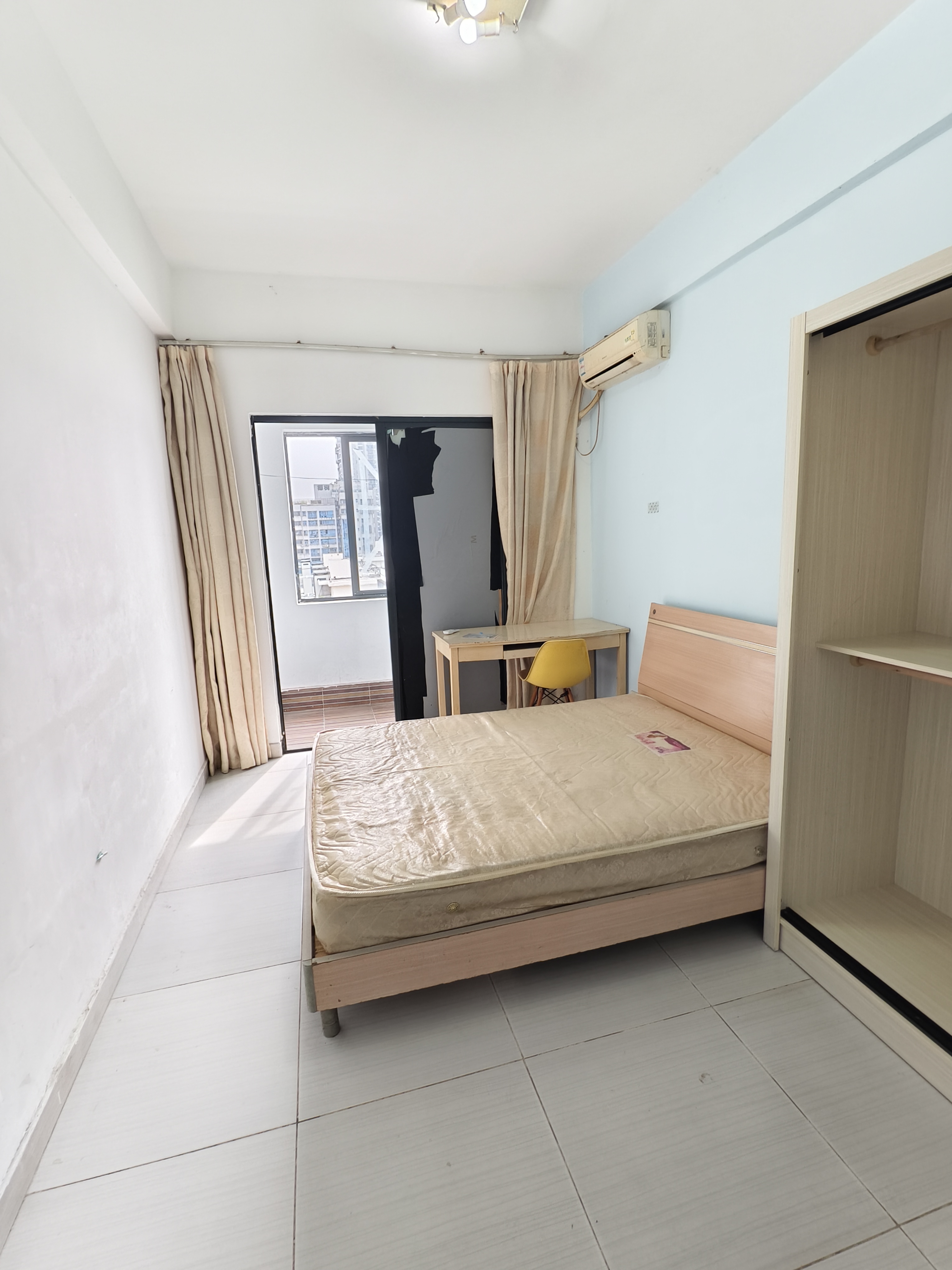 天骋康都  1室1厅1卫    1300.0元/月室内图