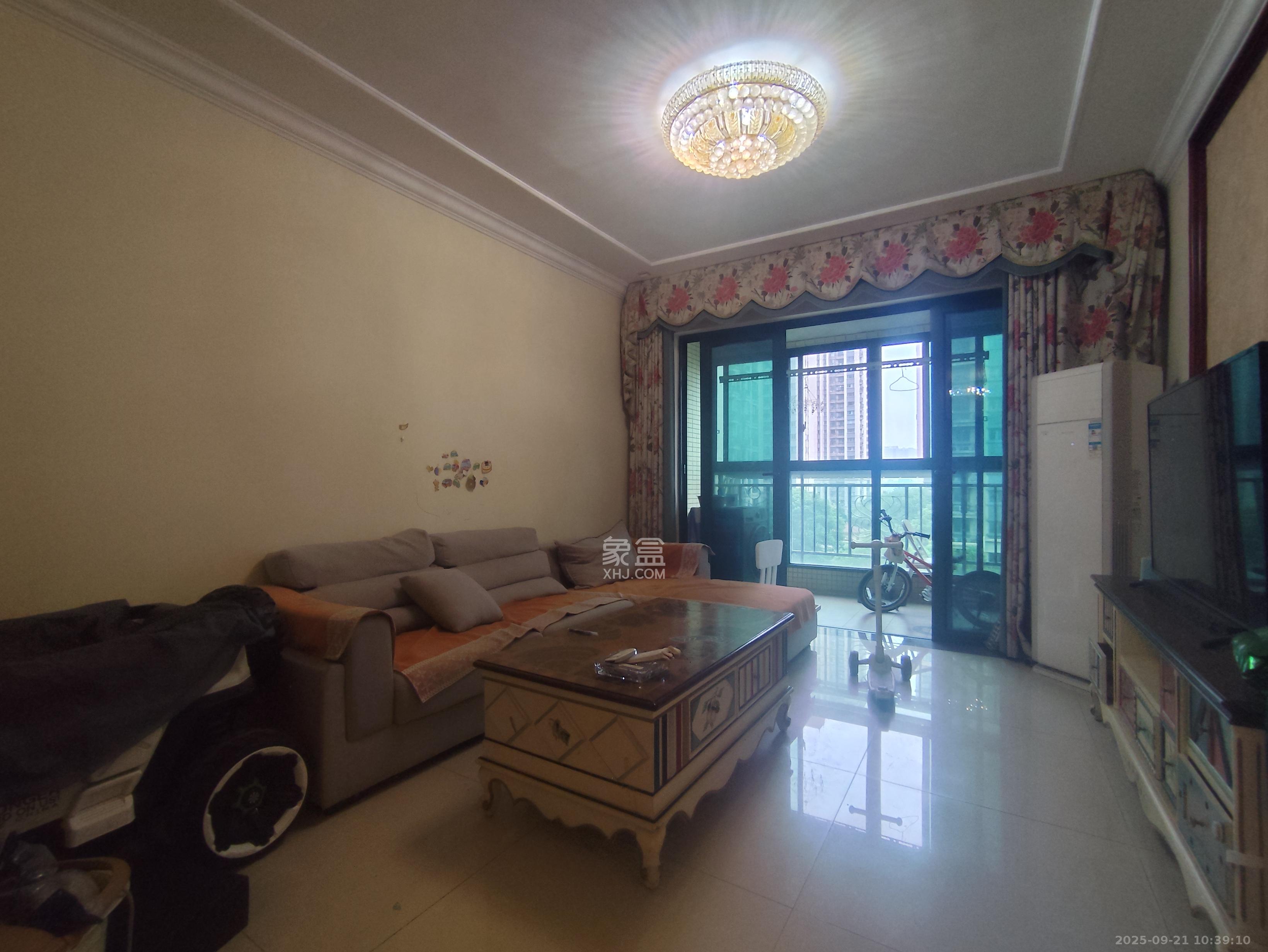 恒大绿洲 2室1厅1卫 2200.0元/月 恒大绿洲 2室1厅1卫 2200.0元/月室内图