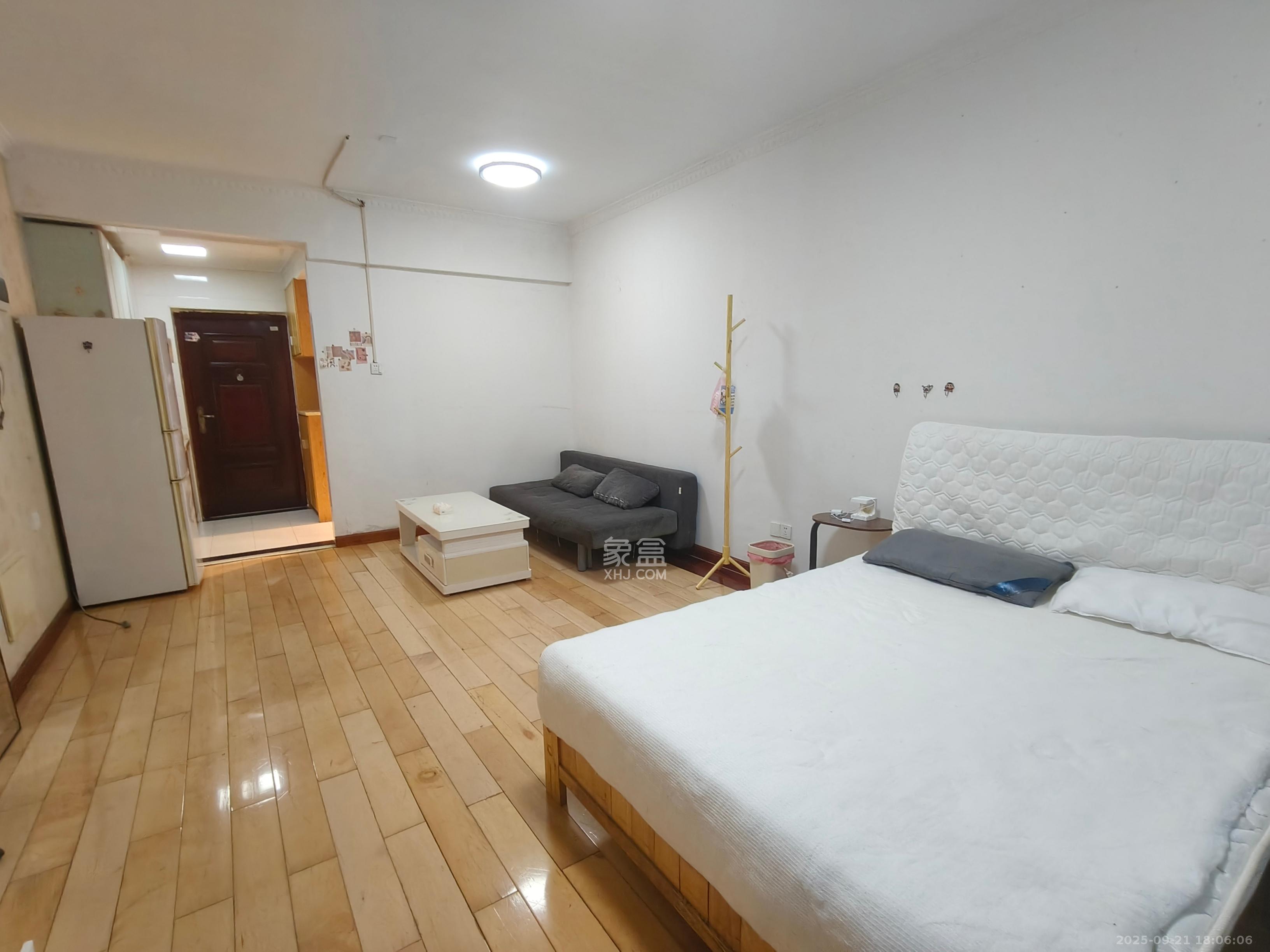 I尚国际(元泰大厦) 1室1厅1卫 1300.0元/月 I尚国际(元泰大厦) 1室1厅1卫 1300.0元/月室内图