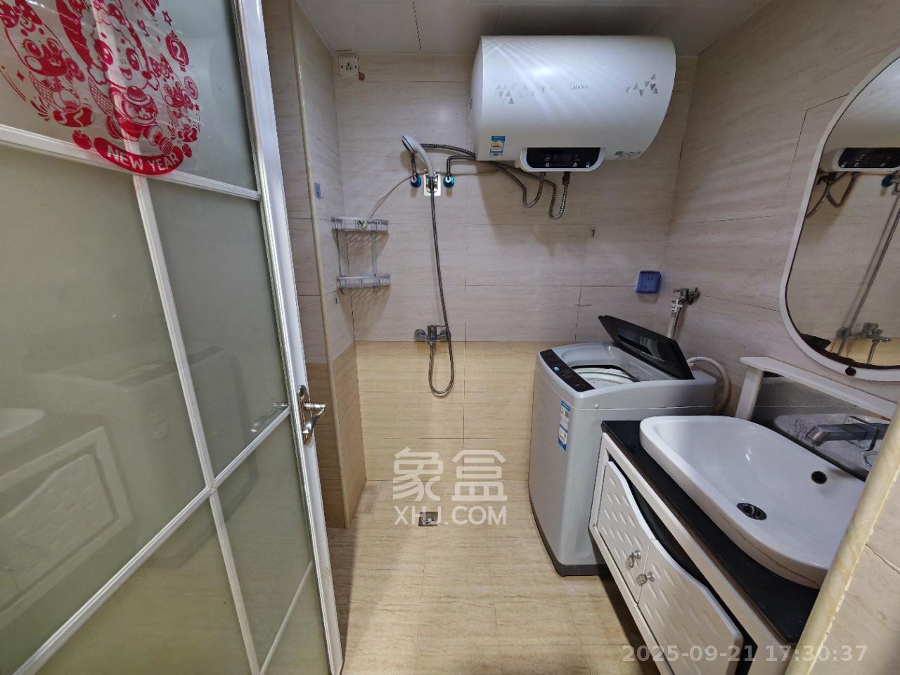 达美D6区  1室1厅1卫    1500.0元/月室内图