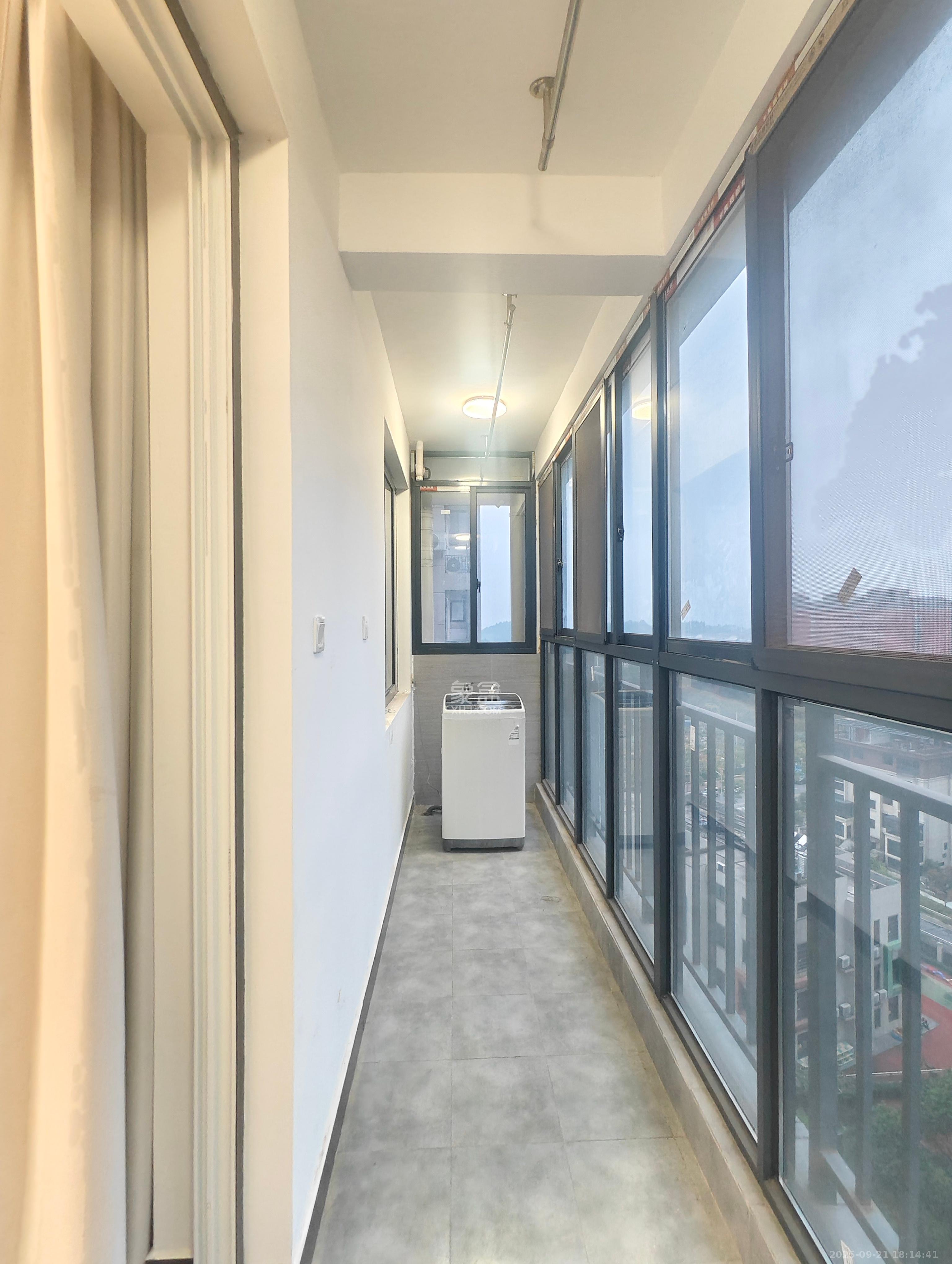 和悦城(蟠龙景苑) 3室2厅1卫 1700.0元/月 和悦城(蟠龙景苑) 3室2厅1卫 1700.0元/月室内图