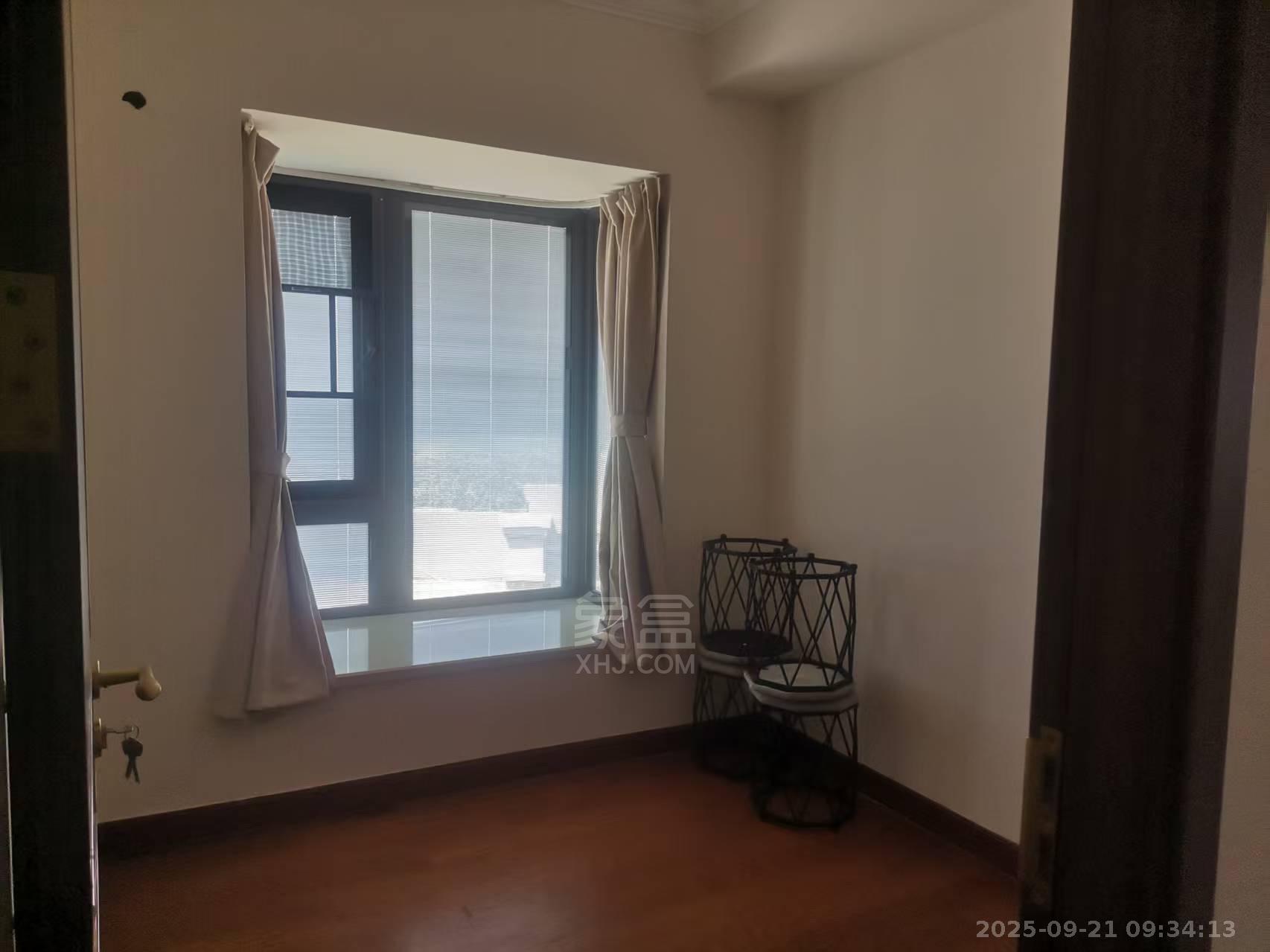 株洲恒大御景天下(恒大誉景花园) 3室2厅2卫 1800.0元/月 株洲恒大御景天下(恒大誉景花园) 3室2厅2卫 1800.0元/月室内图