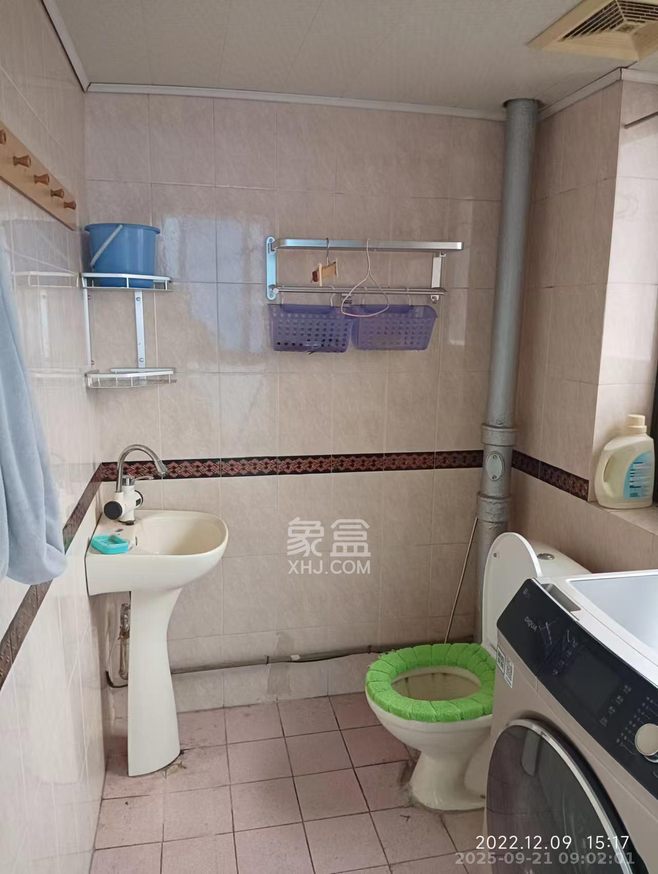 湖南大剧院 1室0厅0卫 2200.0元/月 湖南大剧院 1室0厅0卫 2200.0元/月室内图