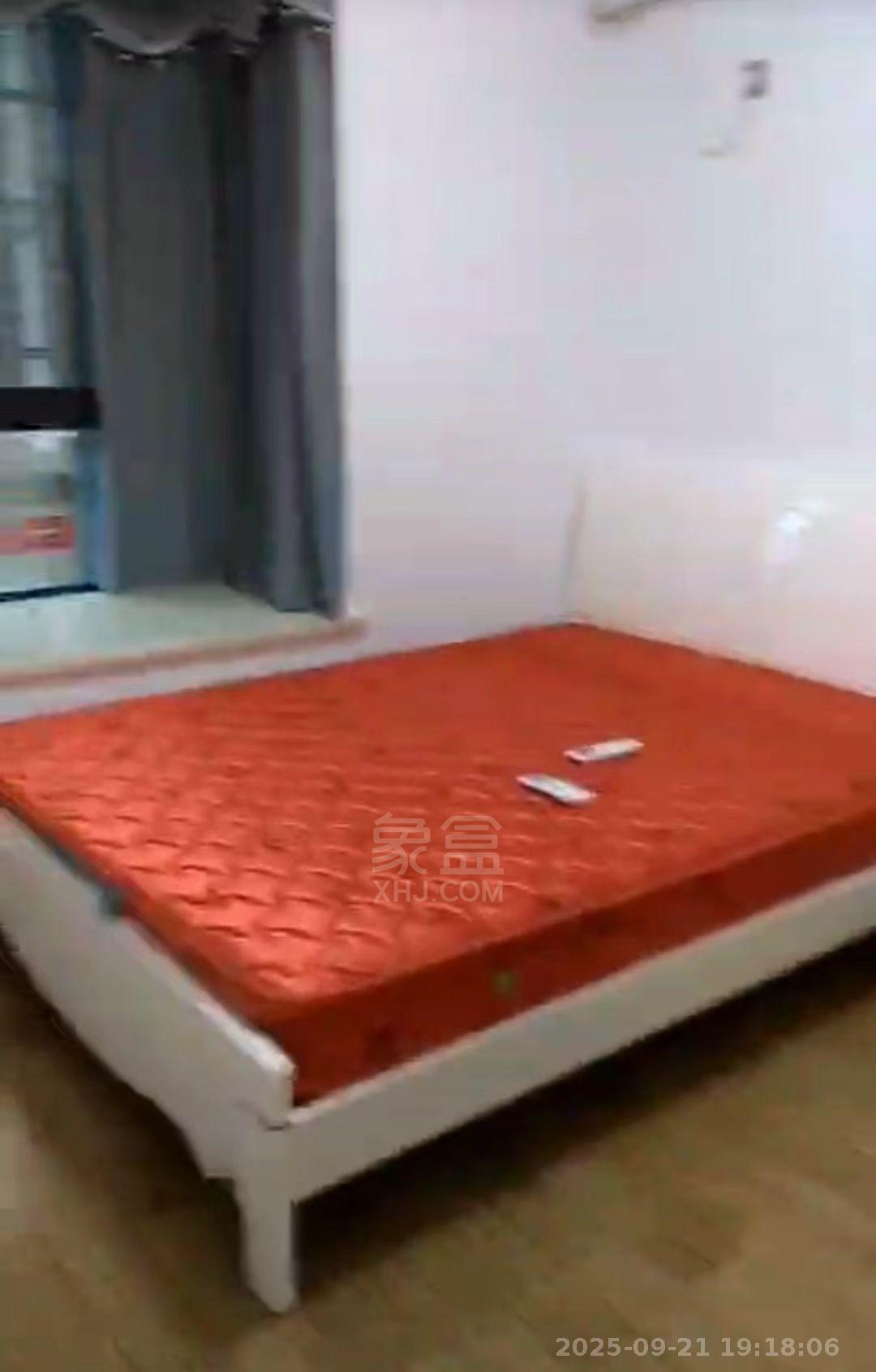 武广国际学苑 3室2厅1卫 2100.0元/月 武广国际学苑 3室2厅1卫 2100.0元/月室内图