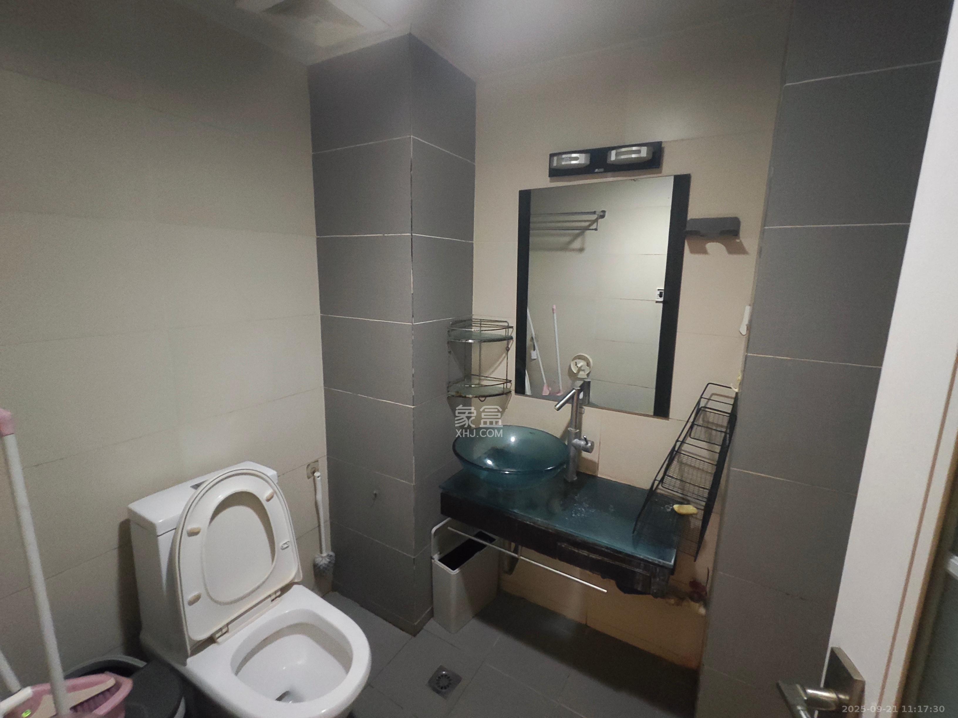 BOBO天下城(CTA财富中心) 1室1厅1卫 1800.0元/月 BOBO天下城(CTA财富中心) 1室1厅1卫 1800.0元/月室内图