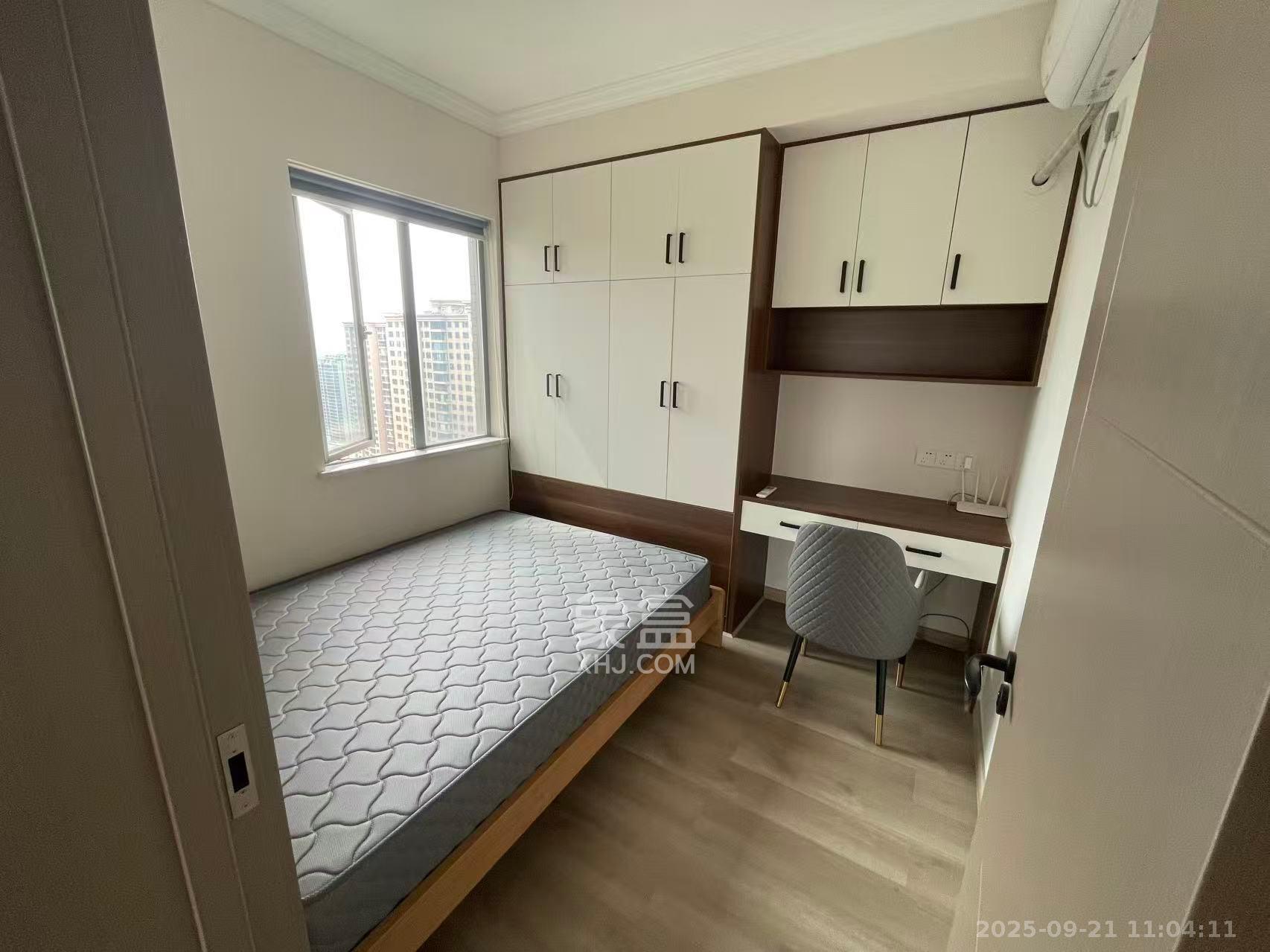 湖湘奥林匹克花园 3室2厅2卫 2700.0元/月 湖湘奥林匹克花园 3室2厅2卫 2700.0元/月室内图