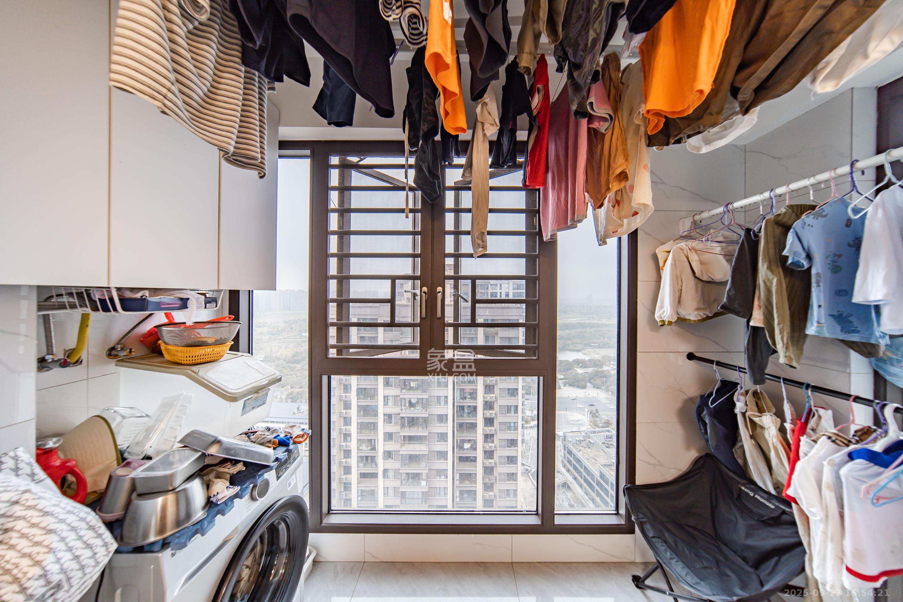 华申阳光城未来悦 4室2厅2卫 168.0万 华申阳光城未来悦 4室2厅2卫 168.0万阳台