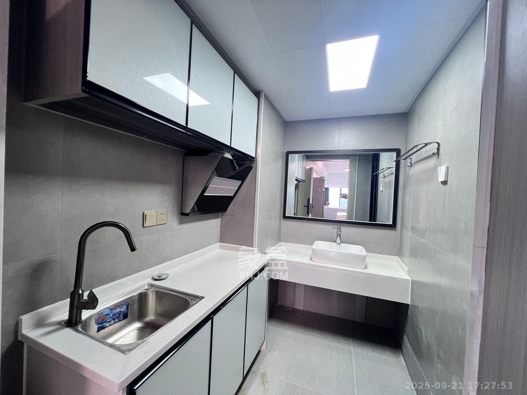 裕天国际商汇中心 1室1厅1卫 1600.0元/月 裕天国际商汇中心 1室1厅1卫 1600.0元/月室内图