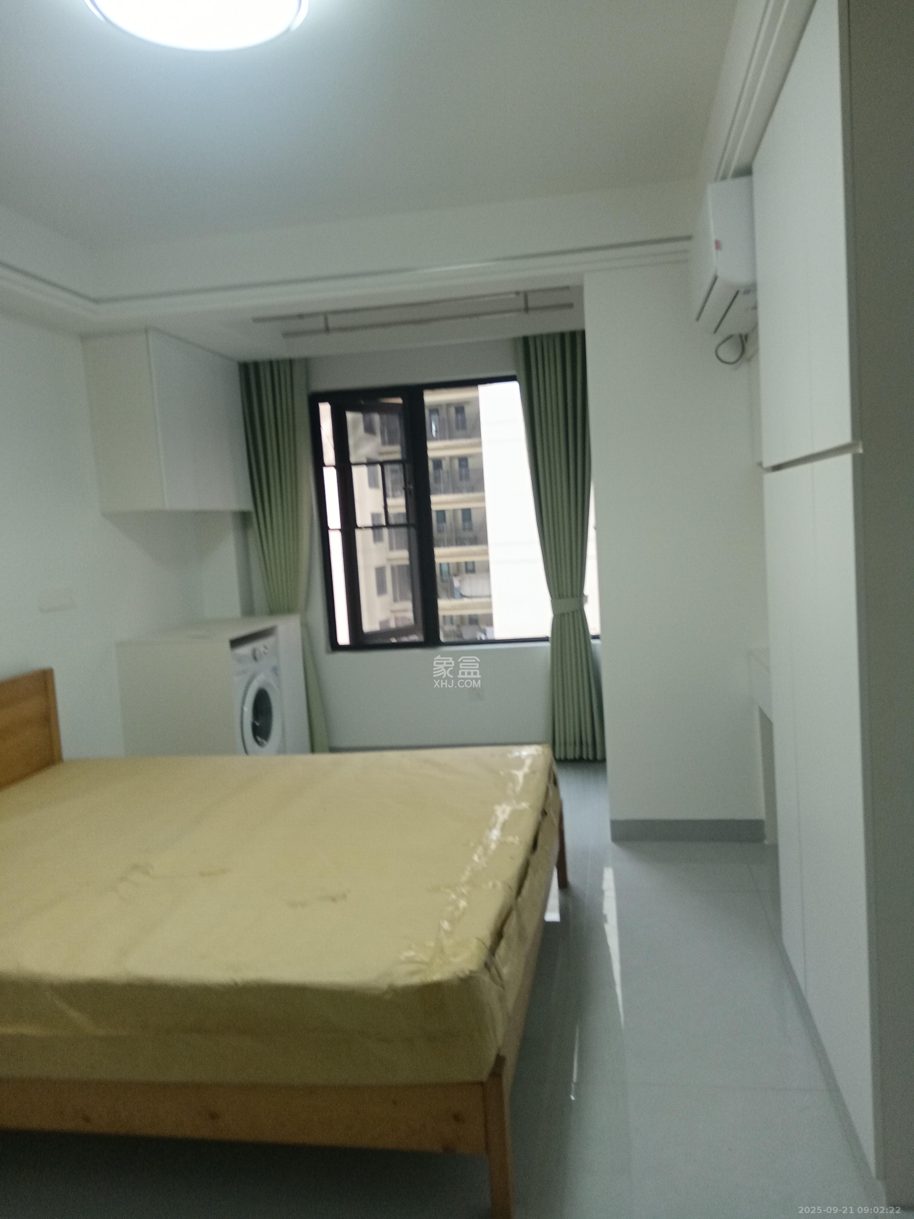 中海珑悦府 1室1厅1卫 1400.0元/月 中海珑悦府 1室1厅1卫 1400.0元/月室内图