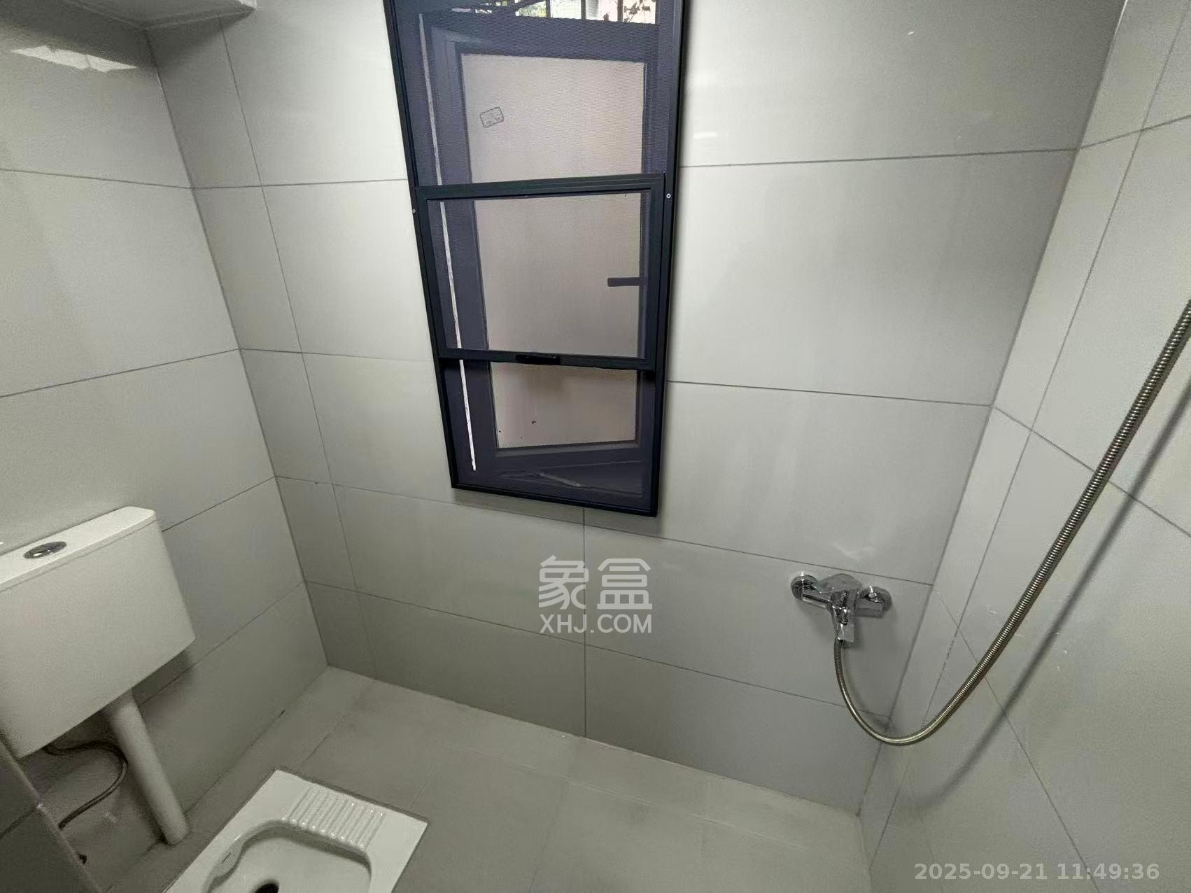 石子冲巷  2室1厅1卫    2200.0元/月室内图