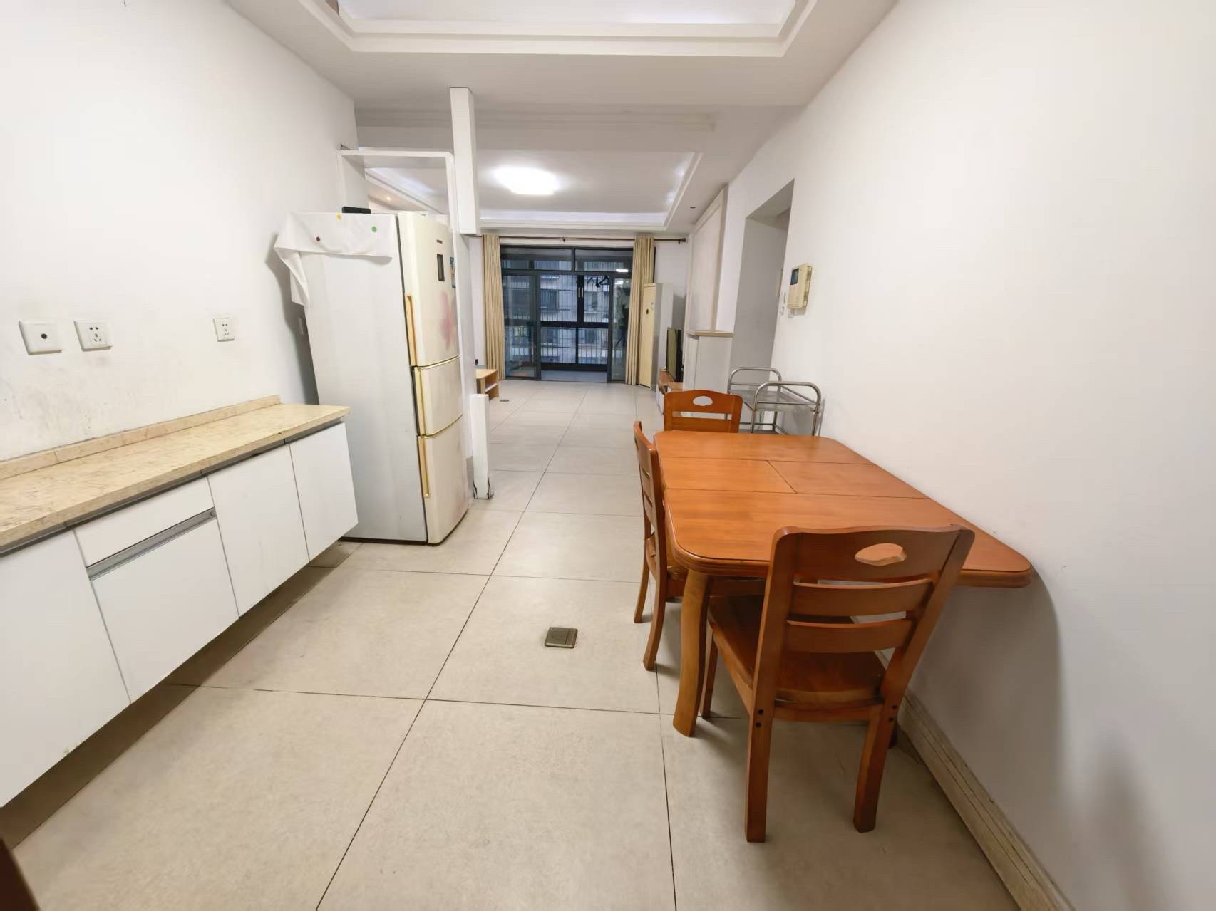 祥和家园 3室2厅1卫 3800.0元/月 祥和家园 3室2厅1卫 3800.0元/月室内图