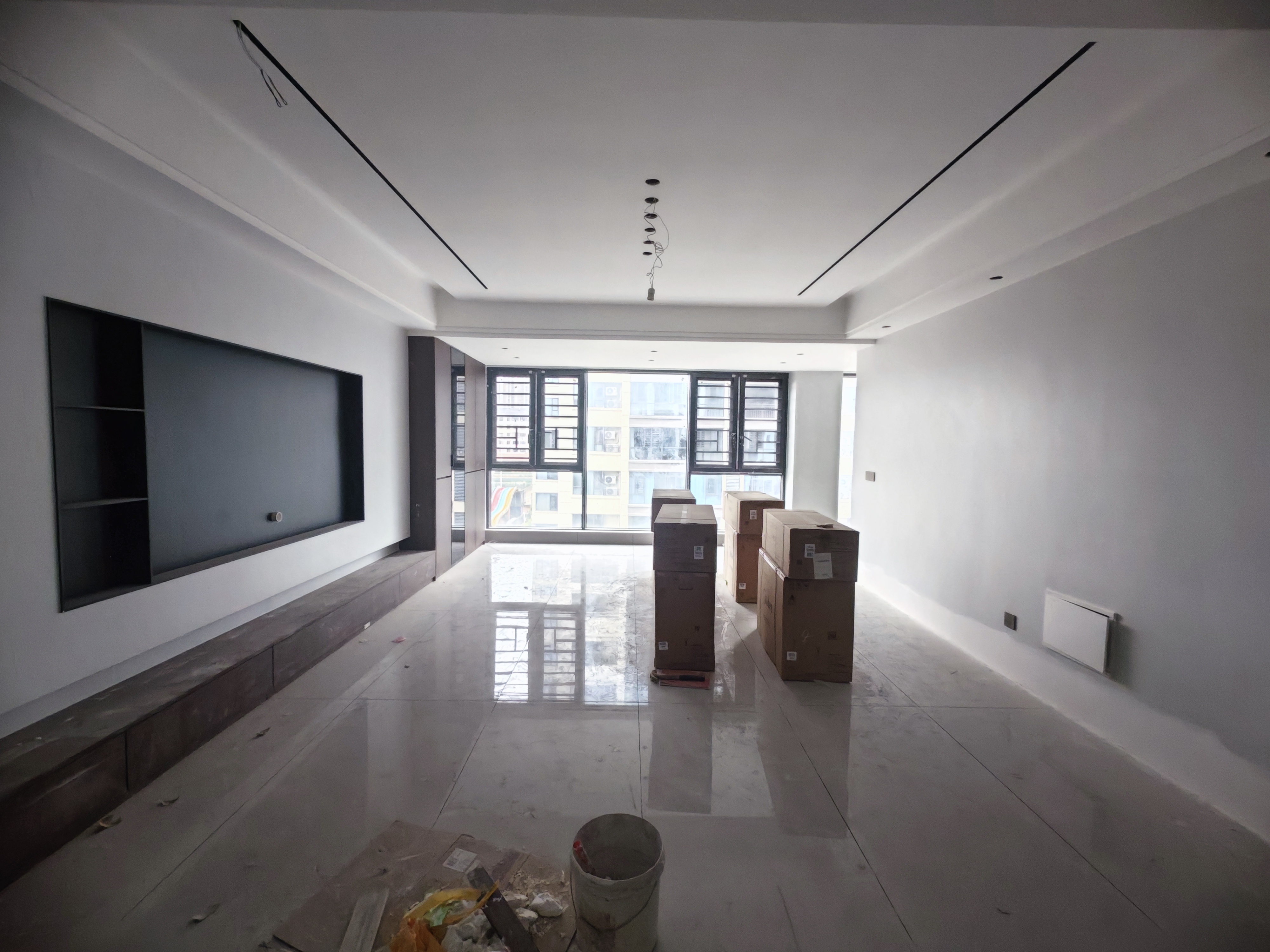 中甸.龙雲台 4室2厅2卫 92.8万 中甸.龙雲台 4室2厅2卫 92.8万客厅