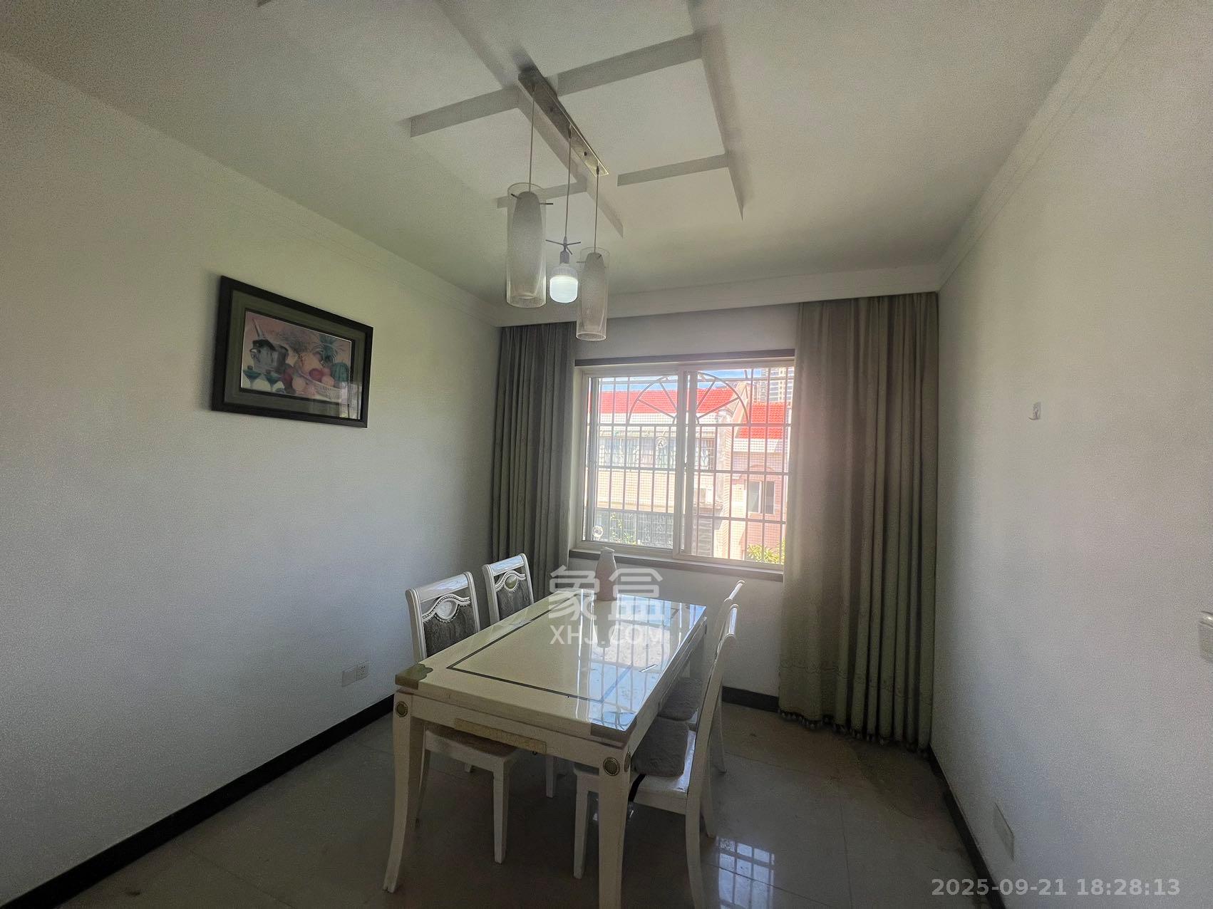 中天佳园 3室2厅0卫 1500.0元/月 中天佳园 3室2厅0卫 1500.0元/月室内图