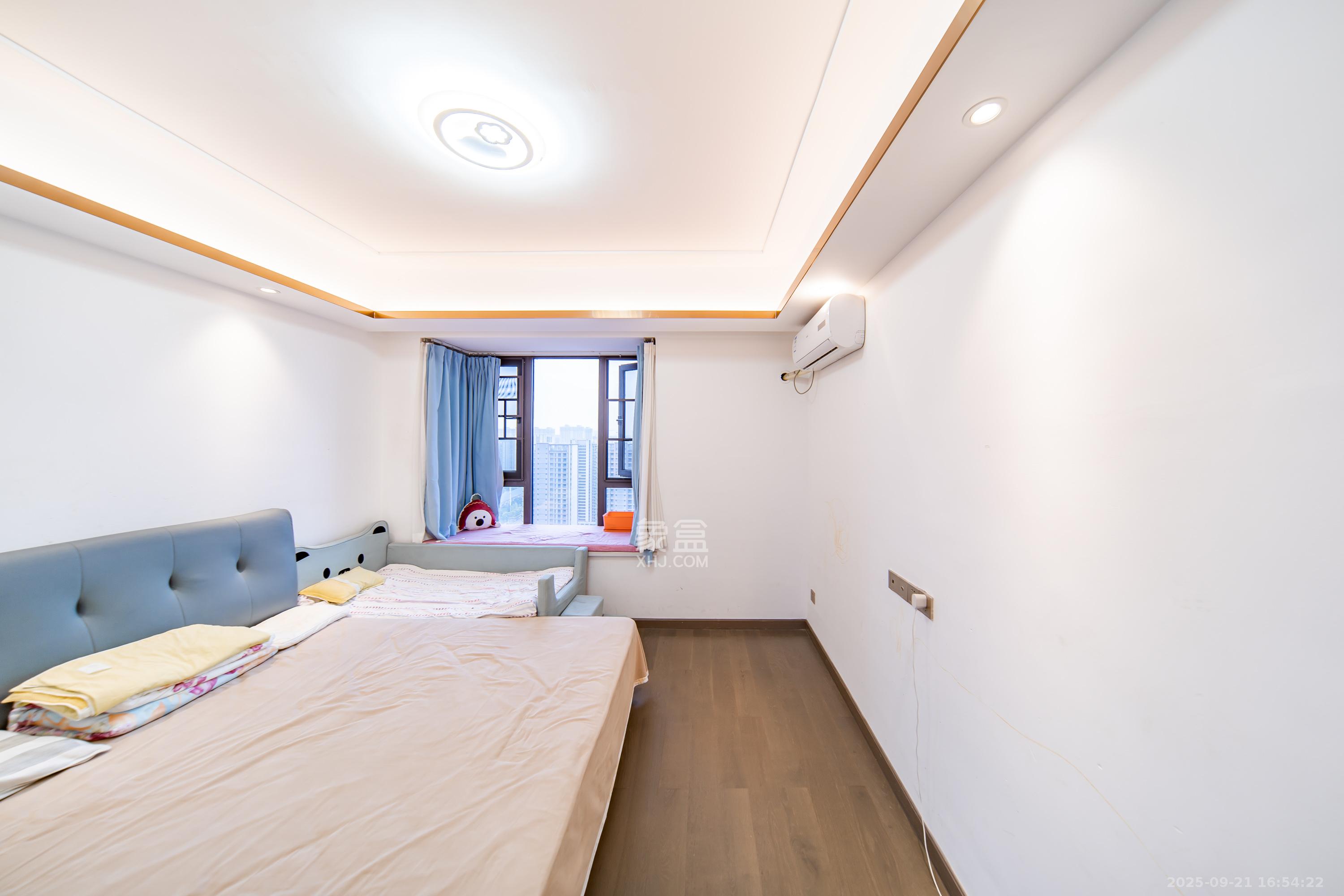 华申阳光城未来悦 4室2厅2卫 168.0万 华申阳光城未来悦 4室2厅2卫 168.0万卧室