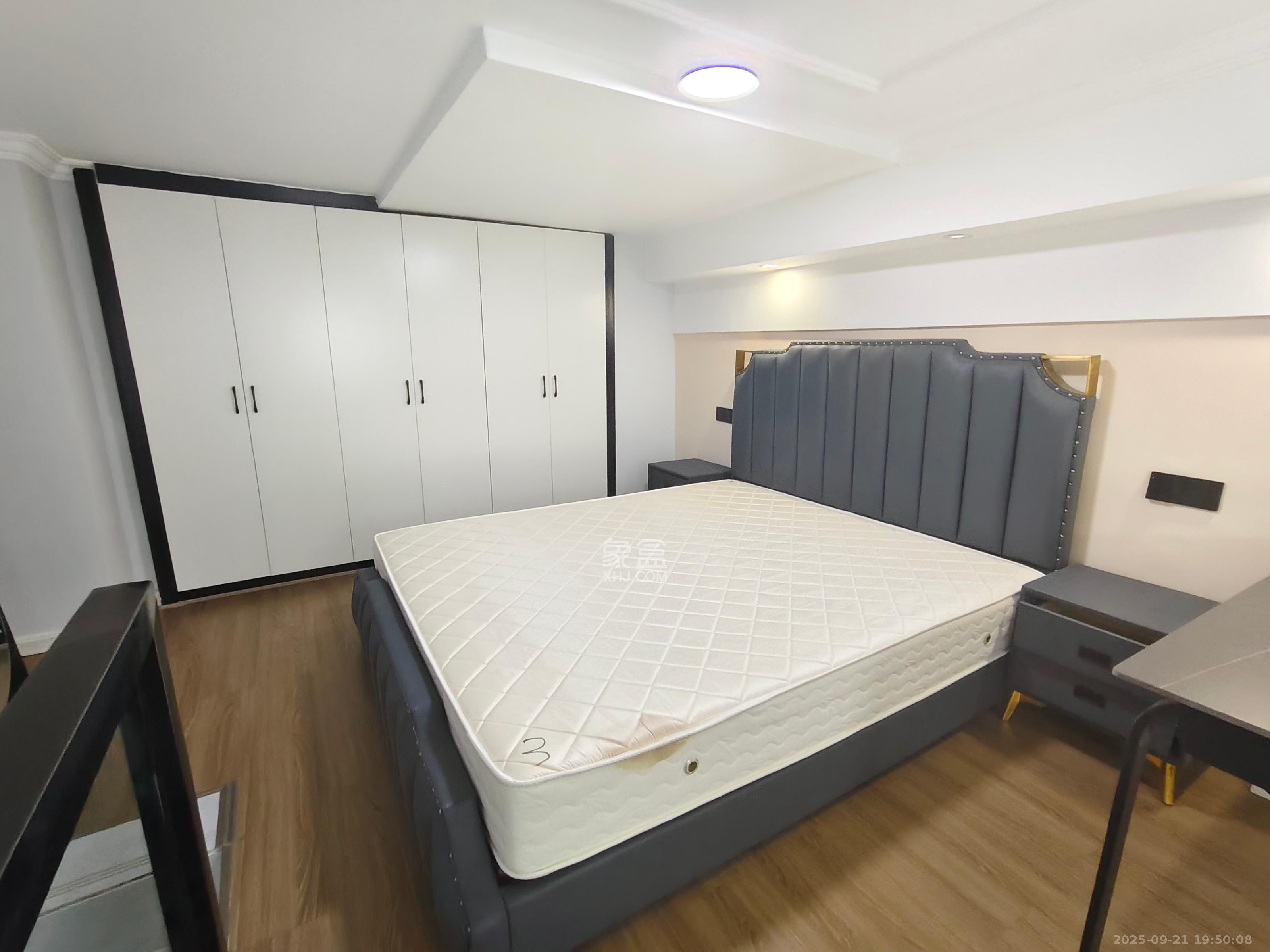 梅溪湖金茂湾 1室1厅1卫 1800.0元/月 梅溪湖金茂湾 1室1厅1卫 1800.0元/月室内图