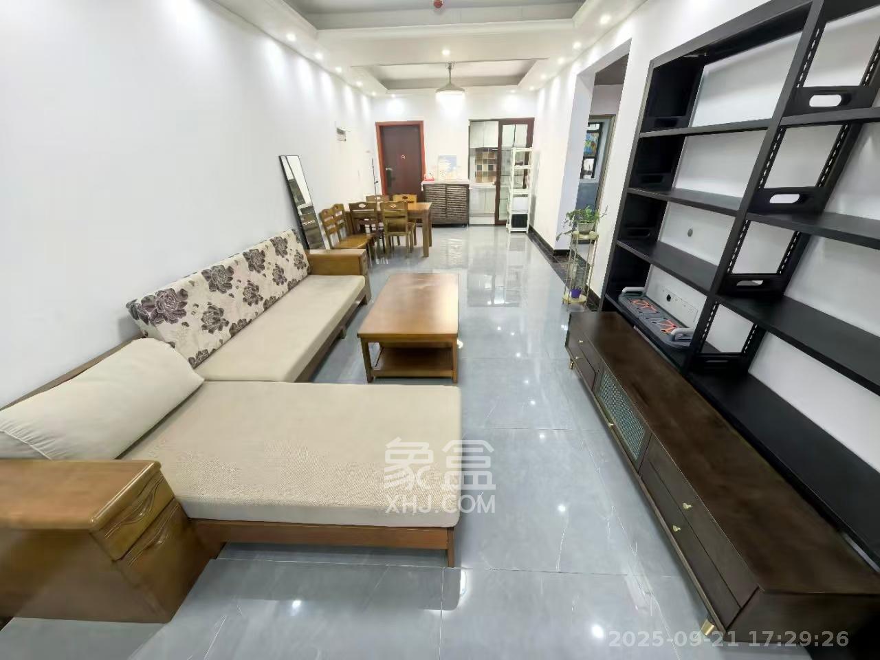 中建梅溪湖中心  3室2厅2卫    3000.0元/月室内图