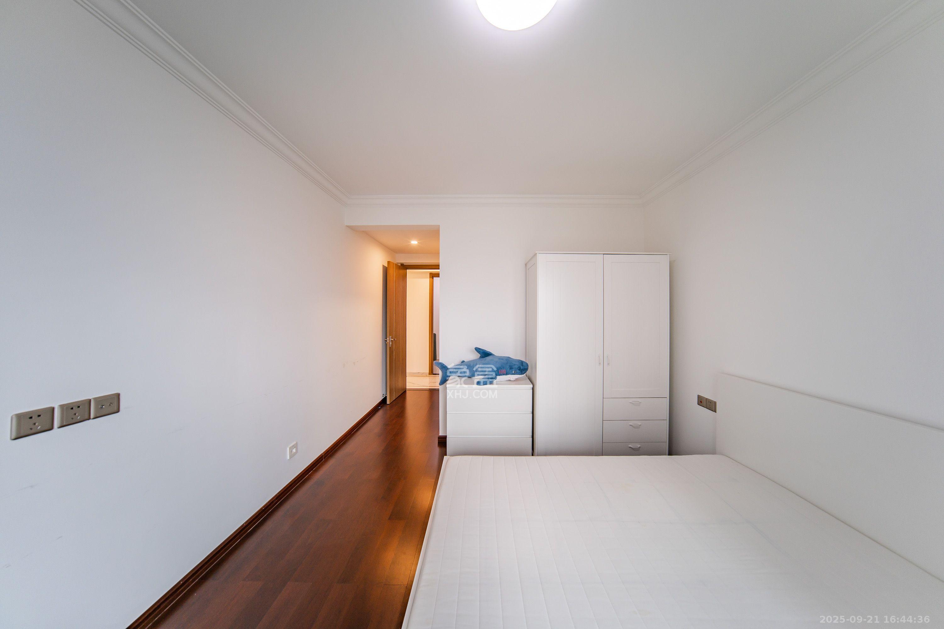 中海阅江府  3室2厅2卫    4300.0元/月室内图