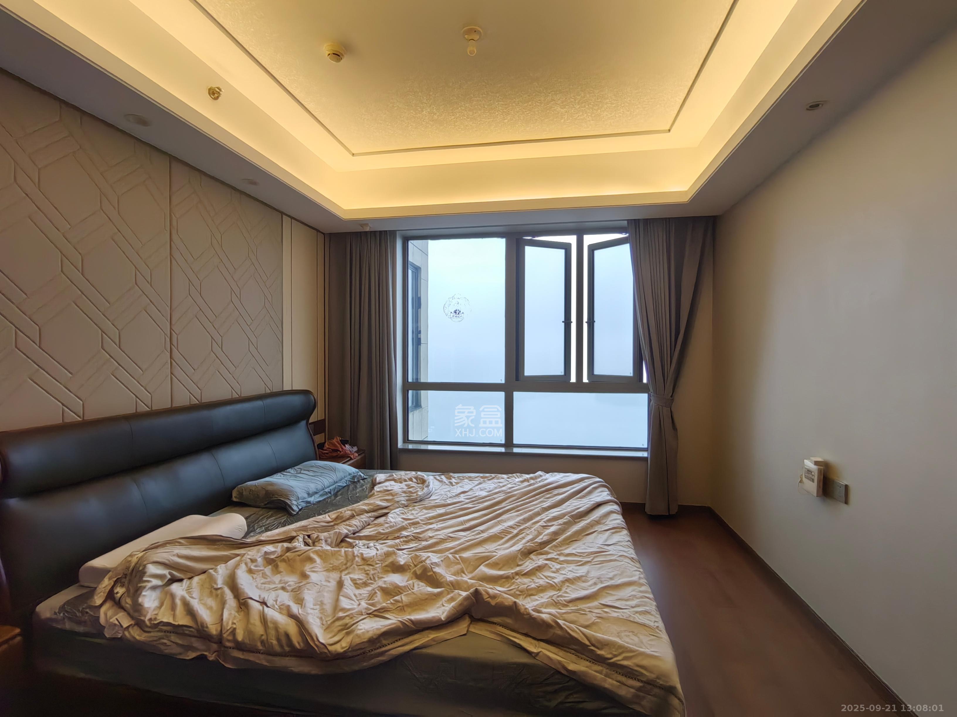 梅溪湖金茂湾  4室0厅0卫    15000.0元/月 梅溪湖金茂湾  4室0厅0卫    15000.0元/月室内图