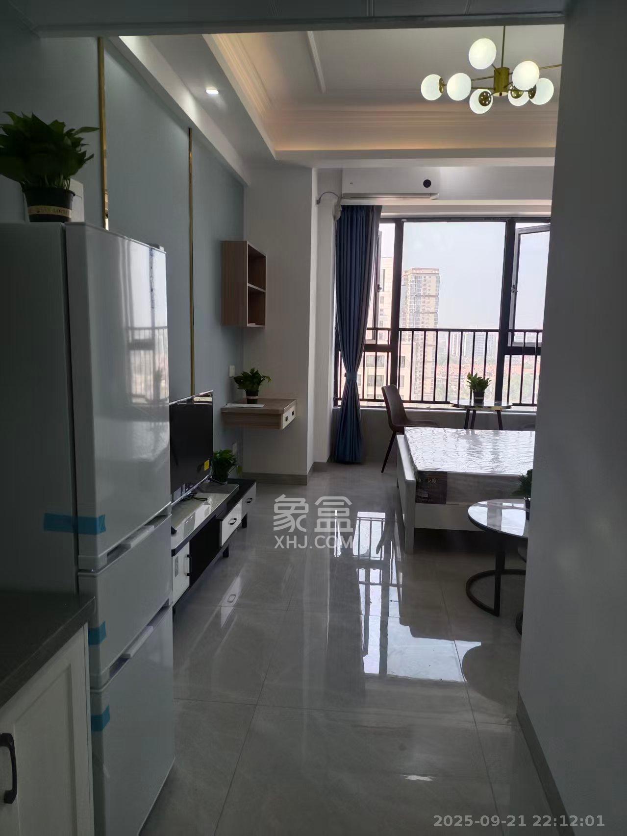 梅溪湖家居建材城 1室1厅1卫 1200.0元/月 梅溪湖家居建材城 1室1厅1卫 1200.0元/月室内图