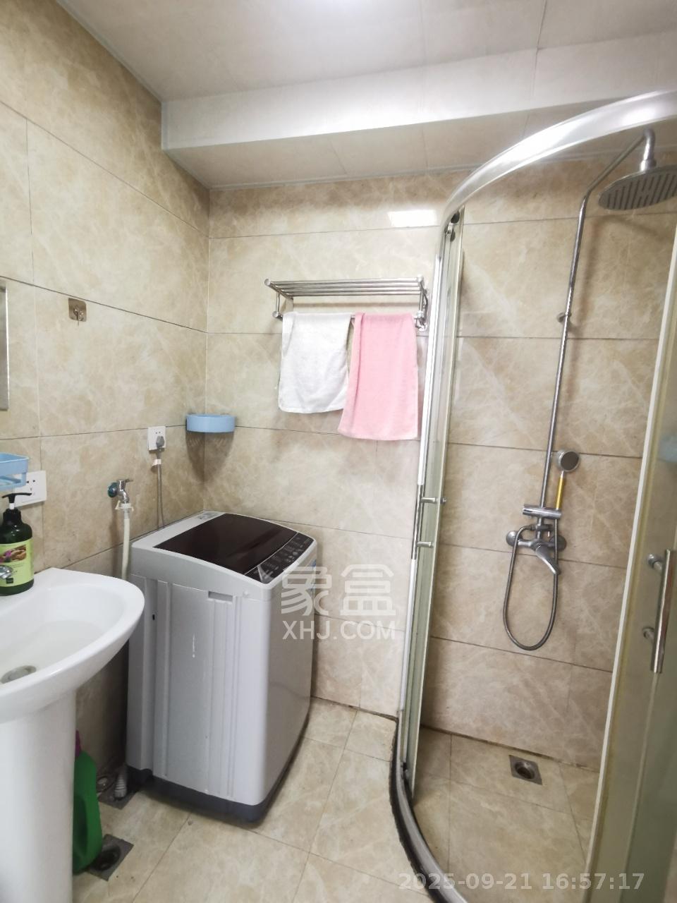 佐佑大厦  1室1厅1卫    900.0元/月室内图