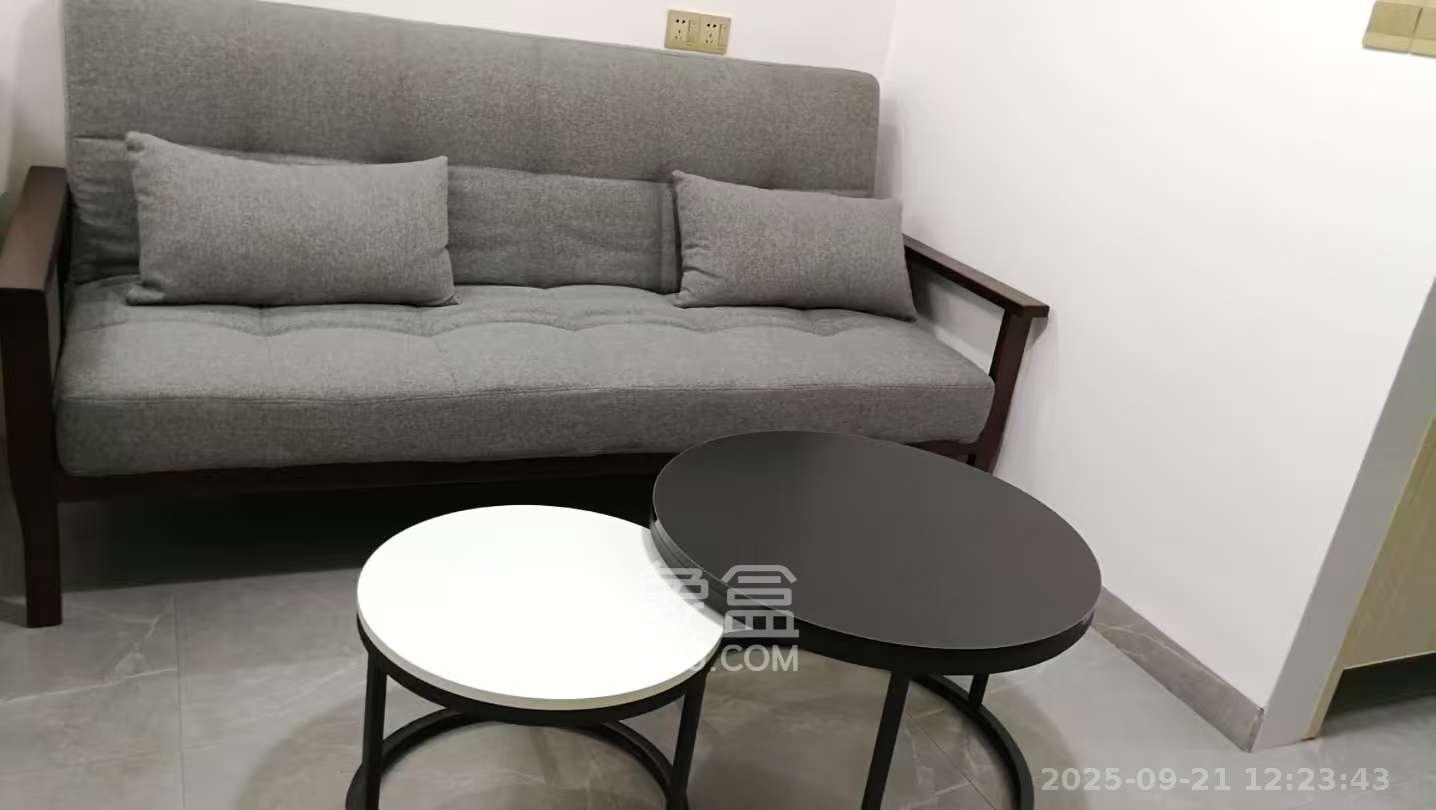 嘉华城(一期) 1室1厅1卫 1300.0元/月 嘉华城(一期) 1室1厅1卫 1300.0元/月室内图