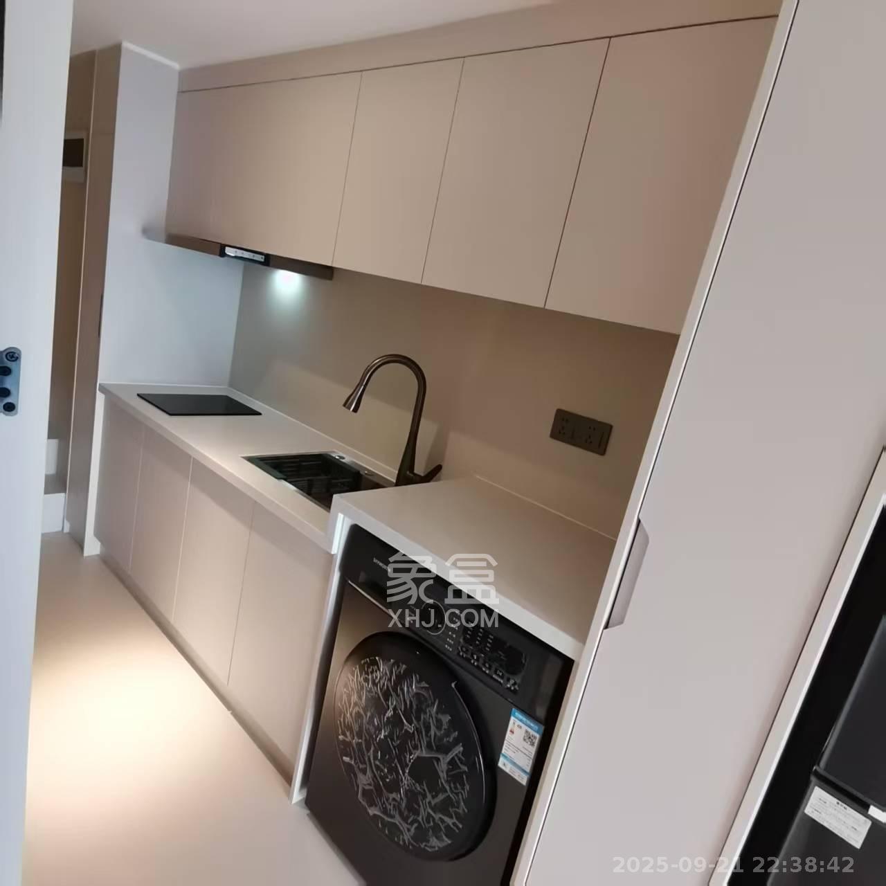 卓越中寰 1室1厅1卫 1550.0元/月 卓越中寰 1室1厅1卫 1550.0元/月室内图