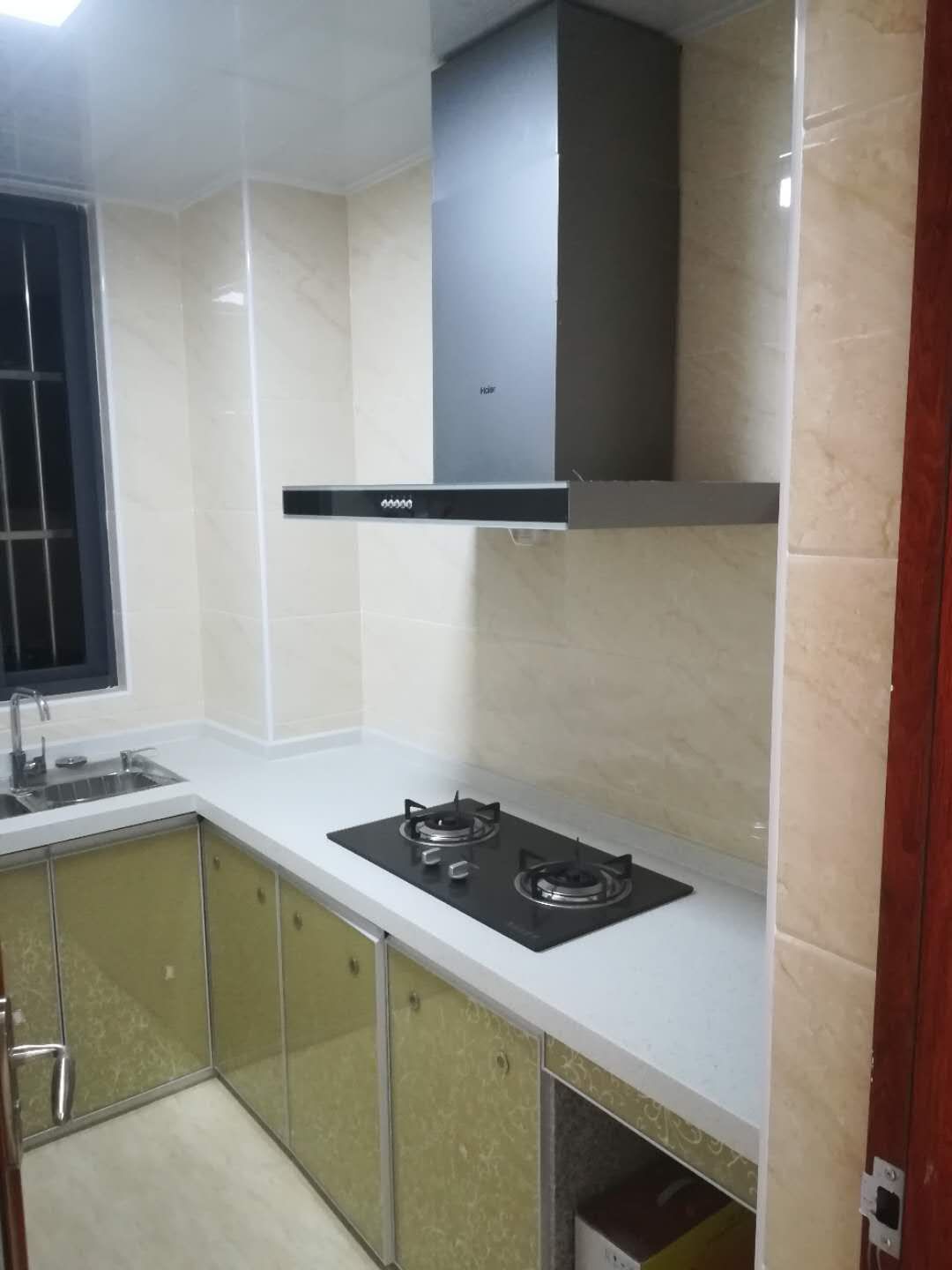 枫林雅郡 2室2厅1卫 128.0万 枫林雅郡 2室2厅1卫 128.0万厨房