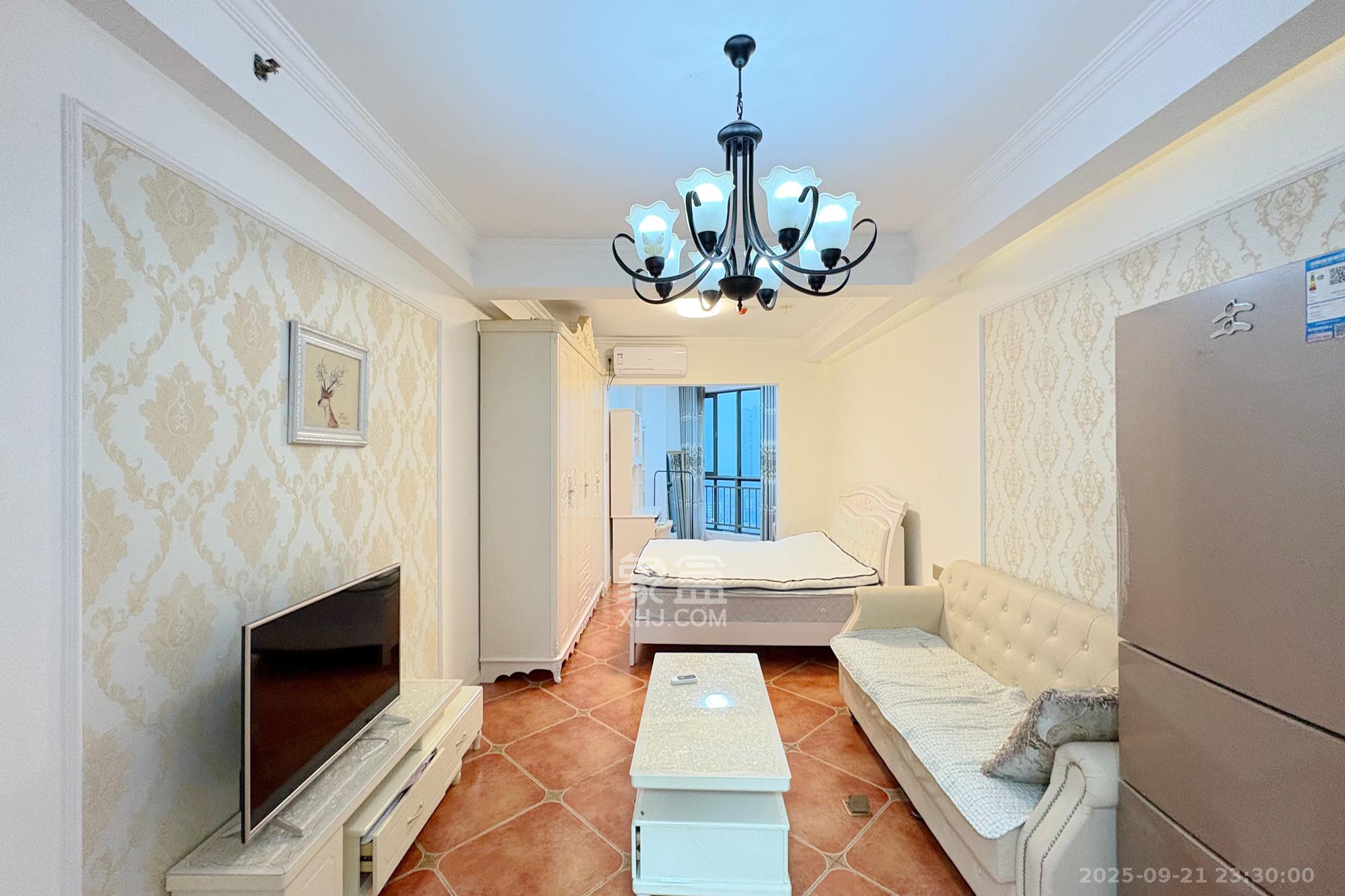 少帅府  1室1厅1卫    56.0万 少帅府  1室1厅1卫    56.0万客厅