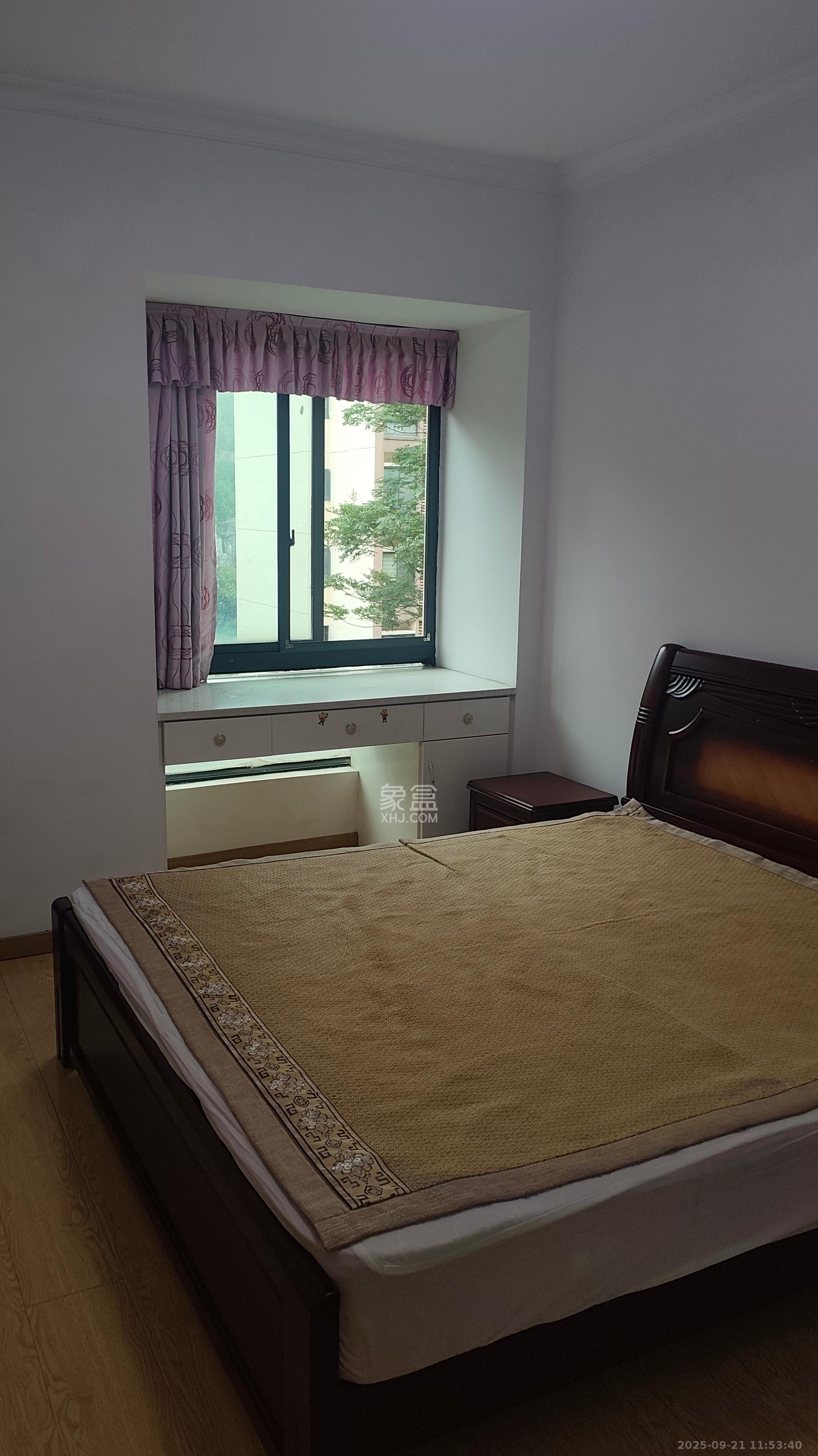 黑金时代广场 3室1厅1卫 1700.0元/月 黑金时代广场 3室1厅1卫 1700.0元/月室内图