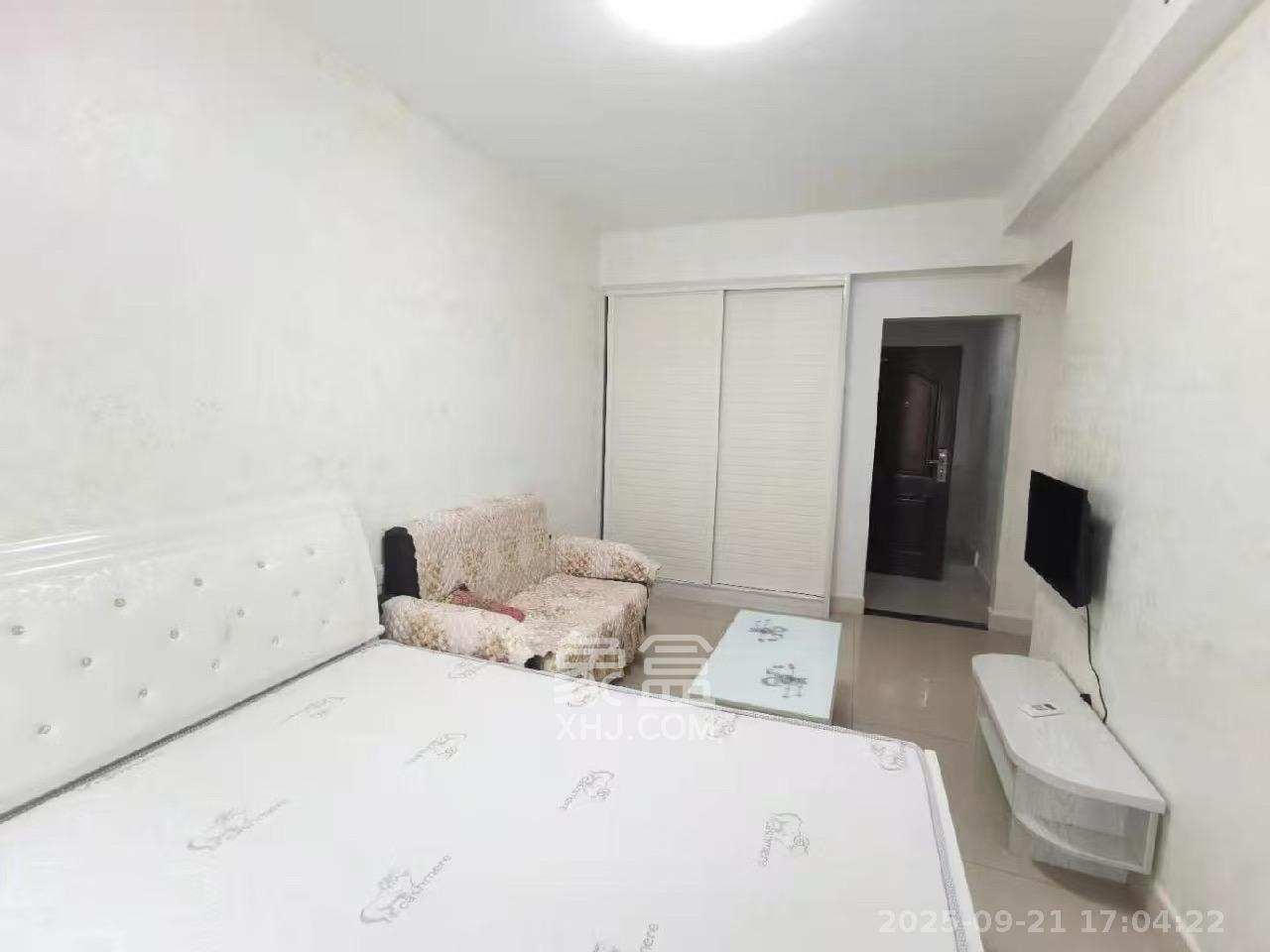 地质家园一、二期(地泰人民公馆) 1室1厅1卫 1600.0元/月 地质家园一、二期(地泰人民公馆) 1室1厅1卫 1600.0元/月室内图