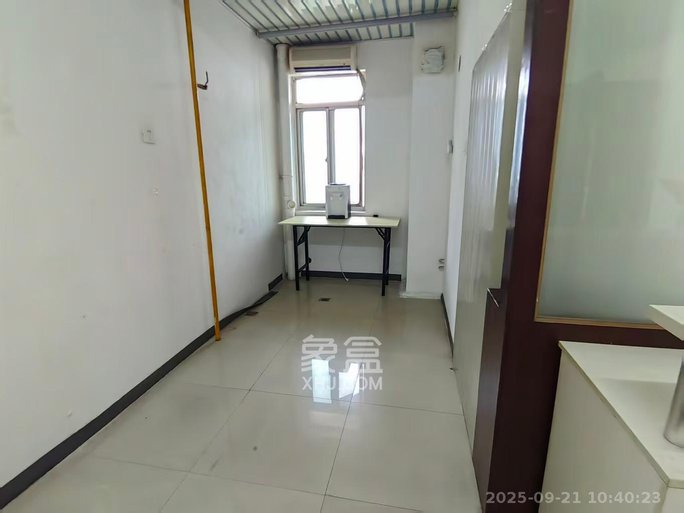 都市阳光大厦 1室1厅1卫 1450.0元/月 都市阳光大厦 1室1厅1卫 1450.0元/月室内图