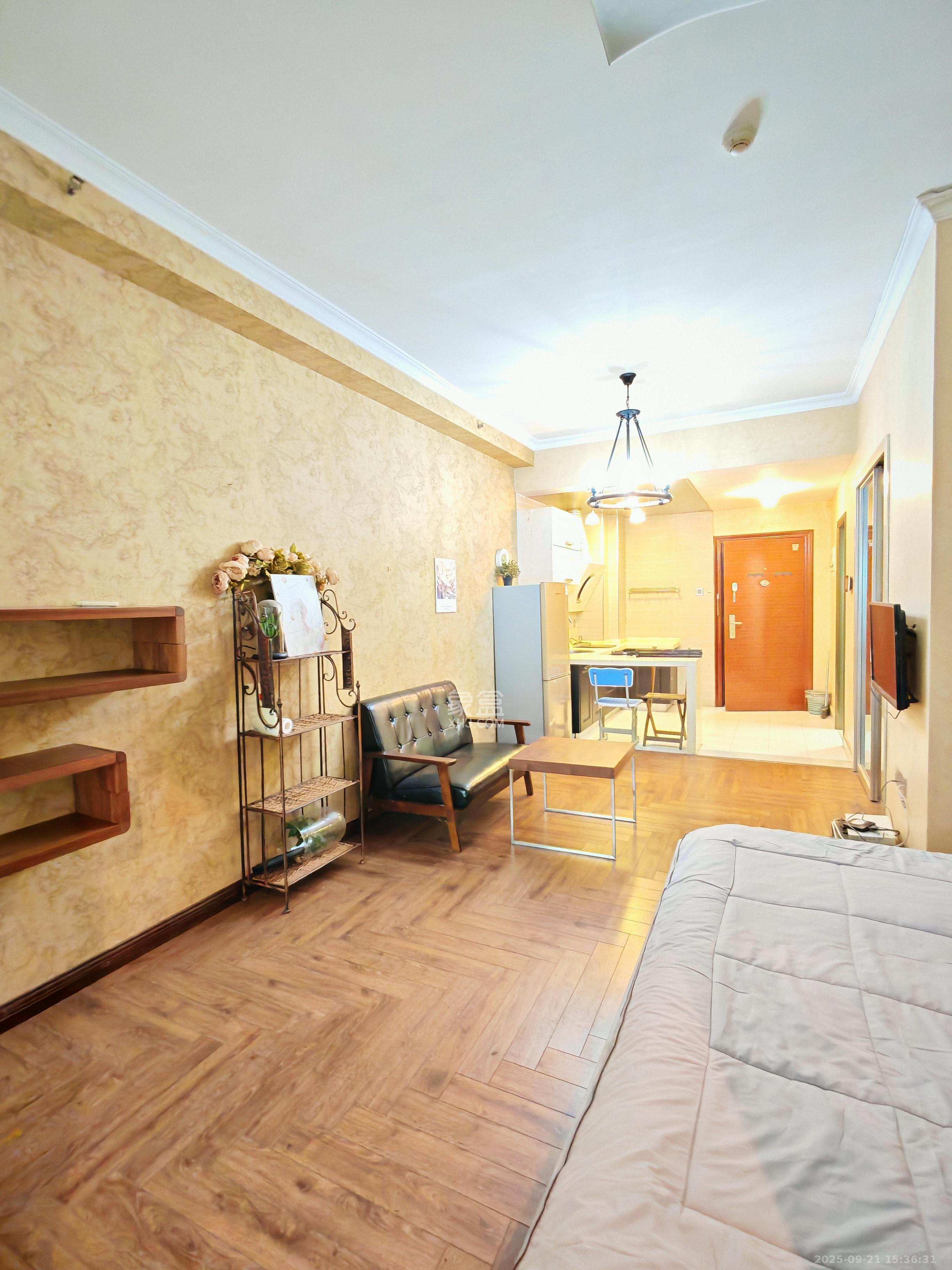 万博汇  1室1厅1卫    1700.0元/月室内图