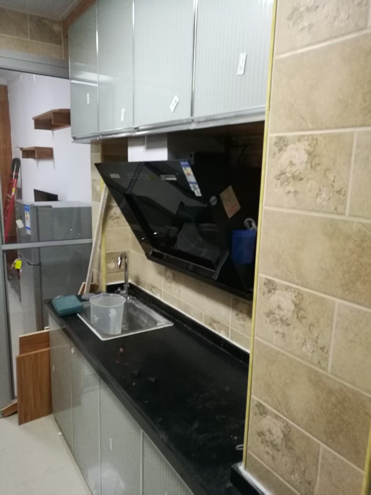 宇元万向城  1室1厅1卫    1300.0元/月室内图