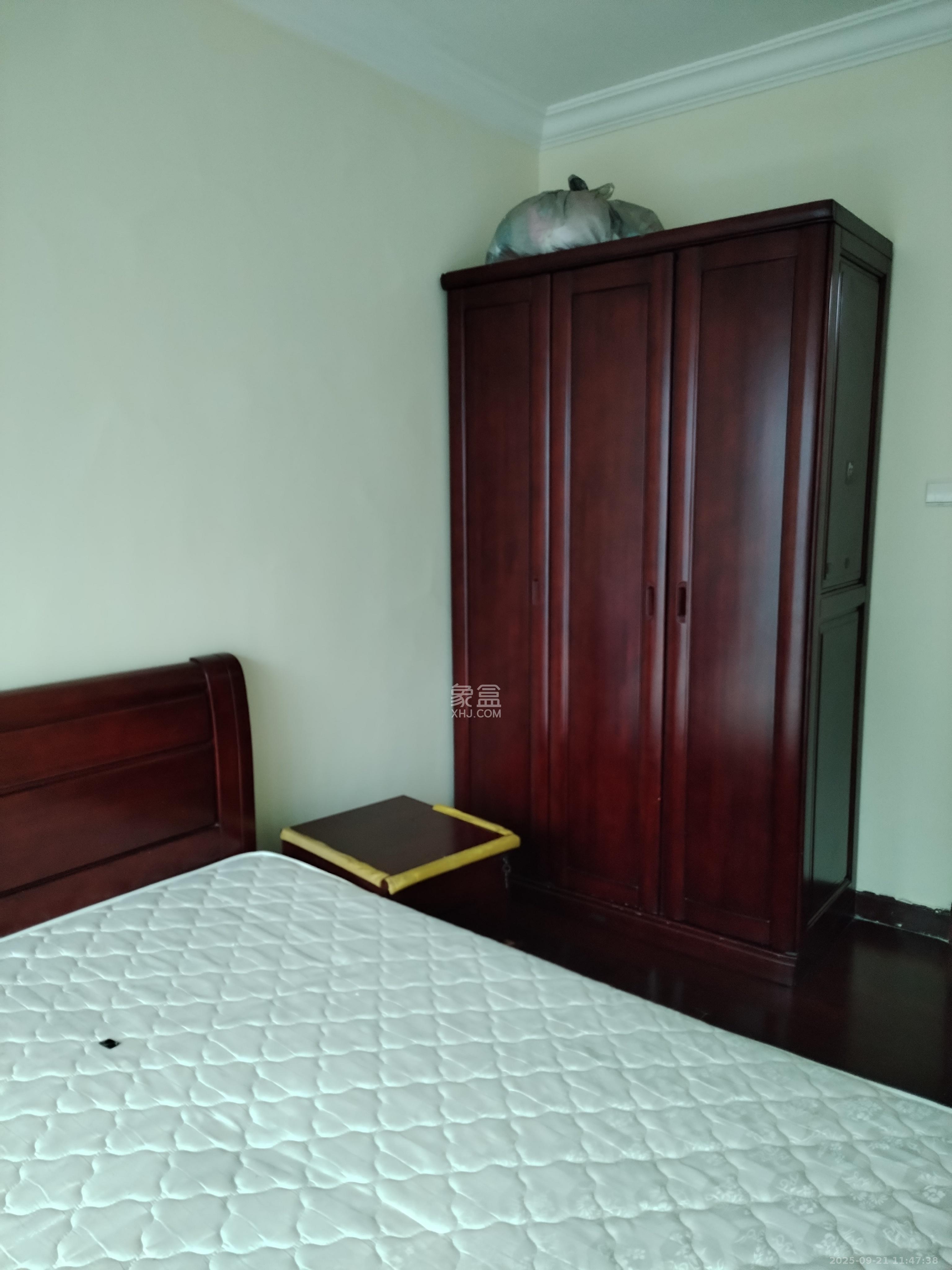 恒大华府  4室2厅2卫    4600.0元/月室内图